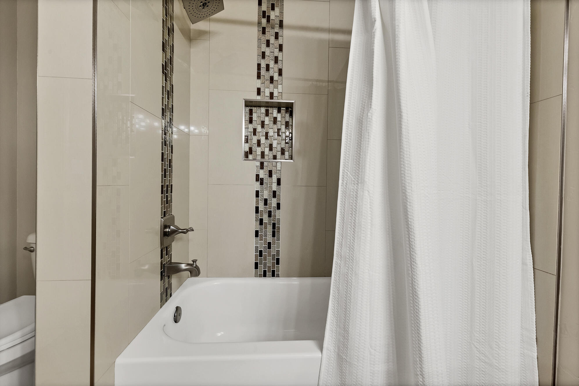 RIVER FRONT ESTATES - Residential