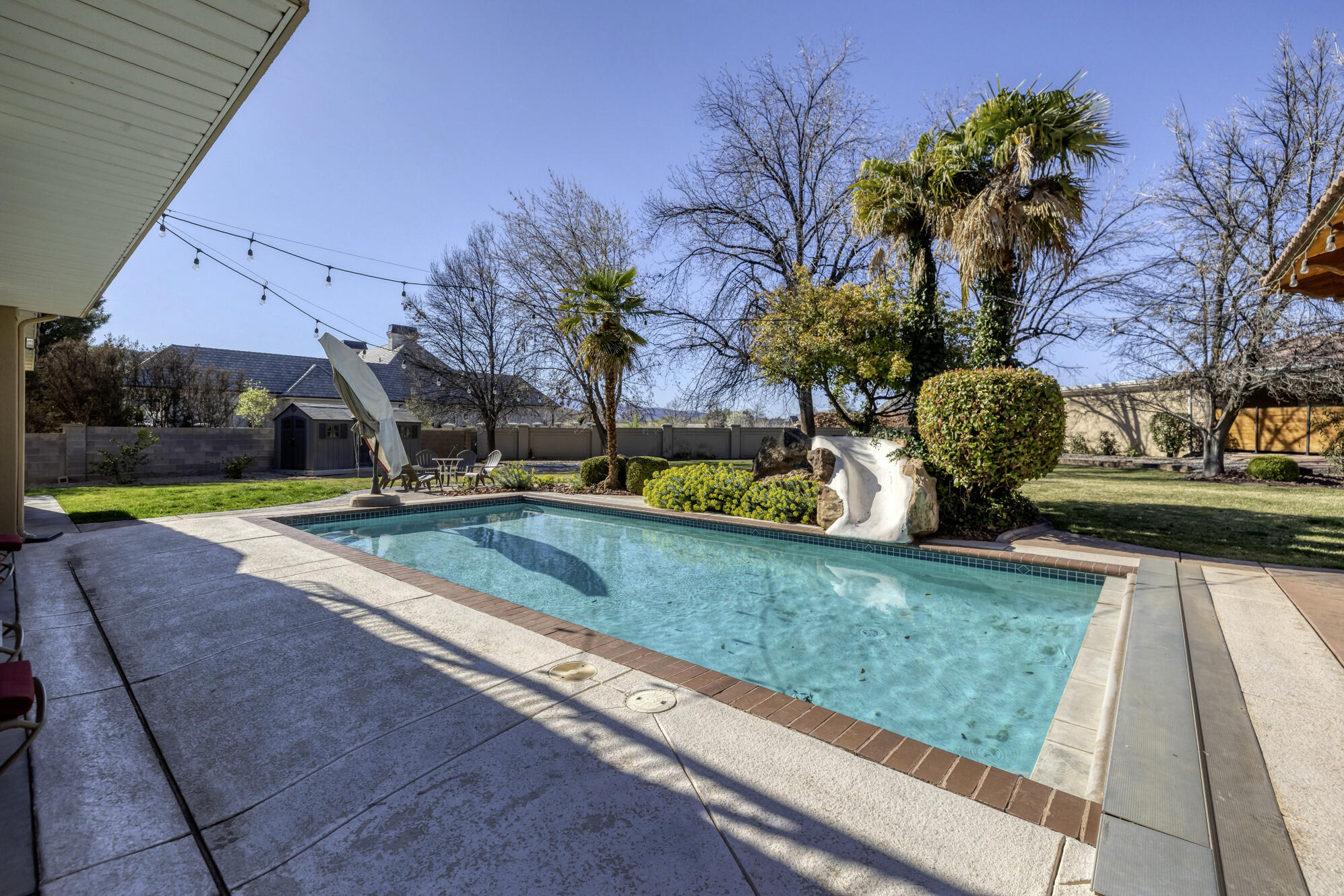 RIVER FRONT ESTATES - Residential