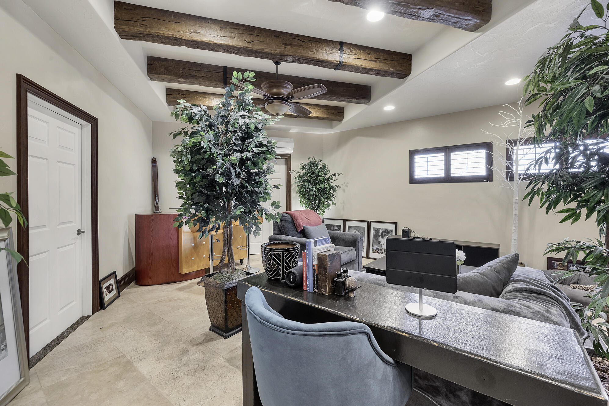 RIVER FRONT ESTATES - Residential