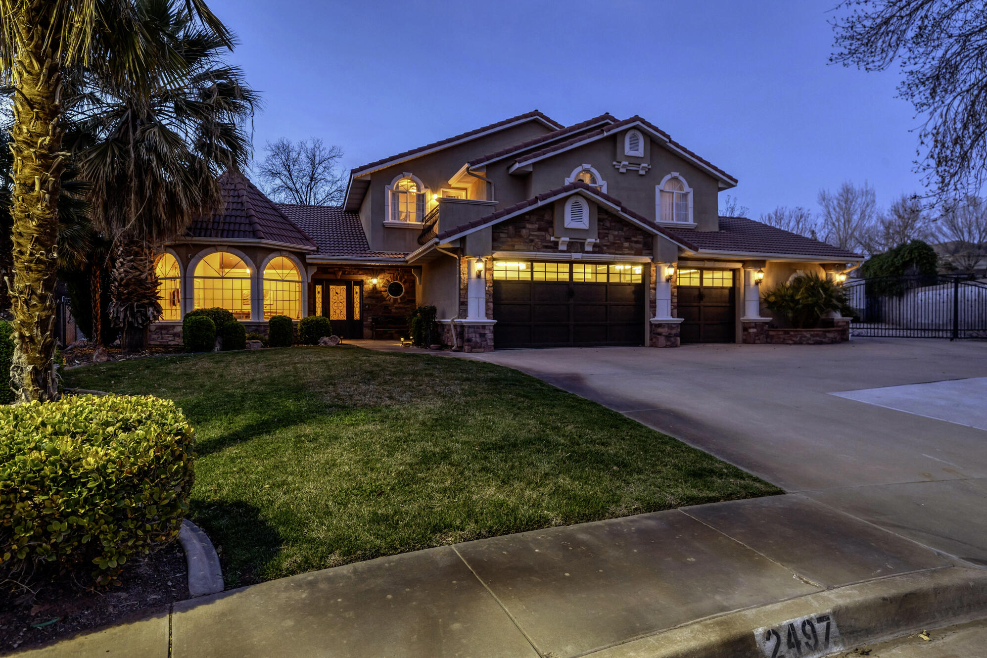 RIVER FRONT ESTATES - Residential