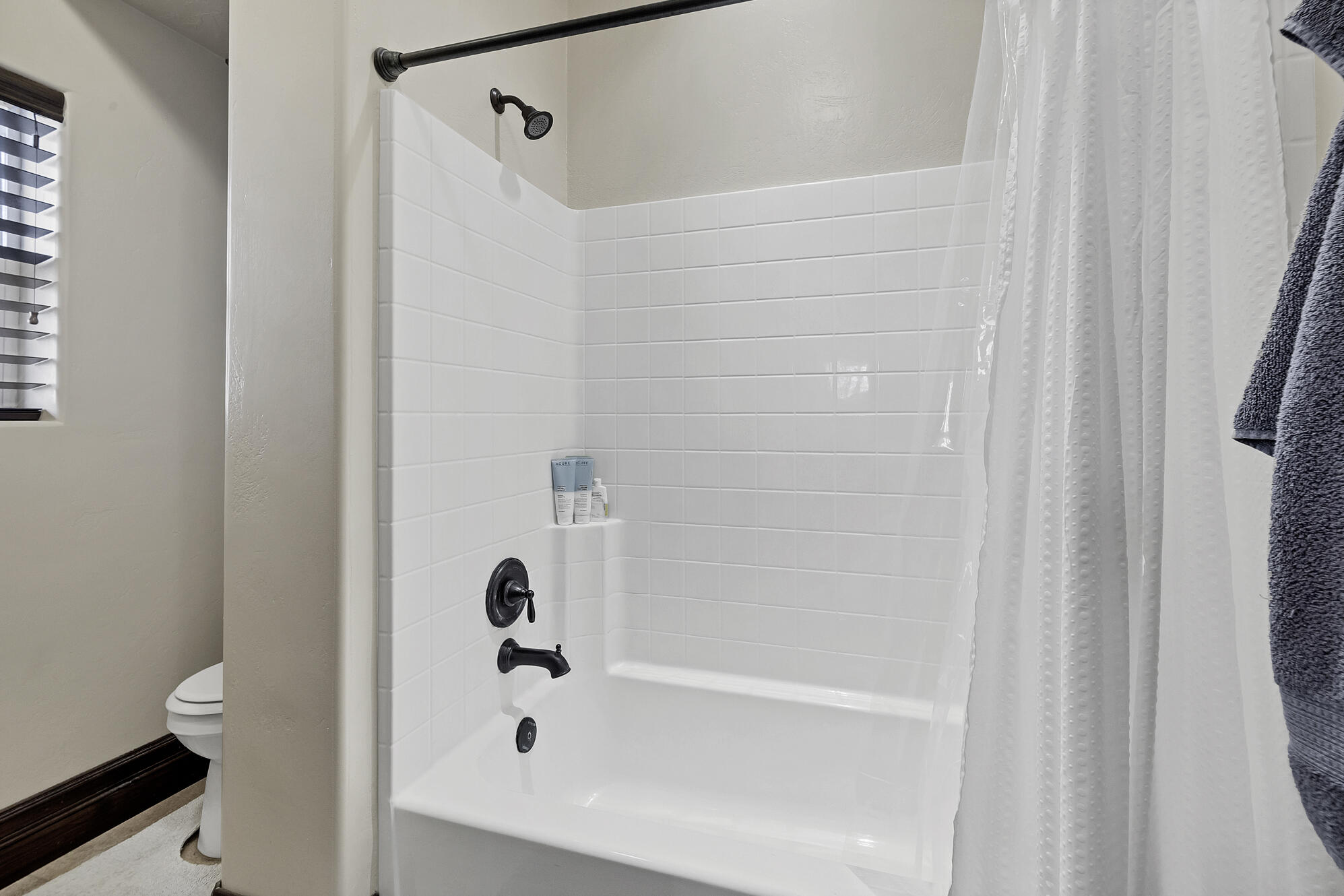 RIVER FRONT ESTATES - Residential