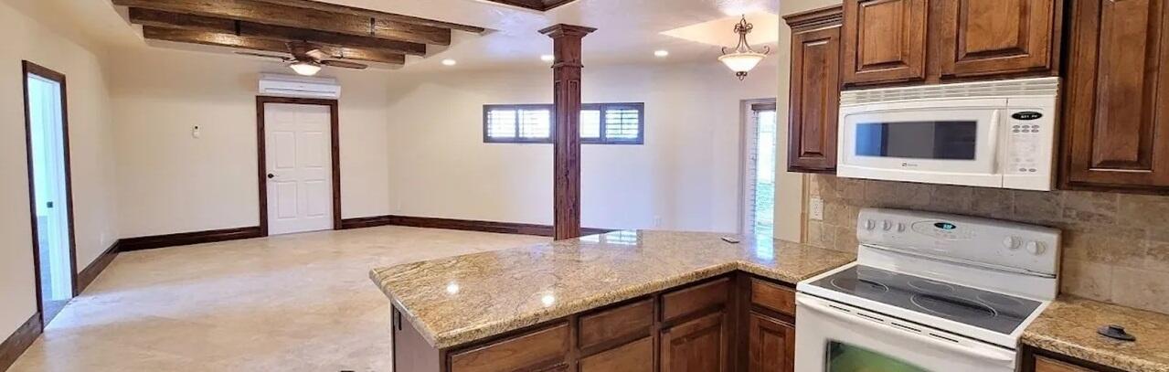 RIVER FRONT ESTATES - Residential