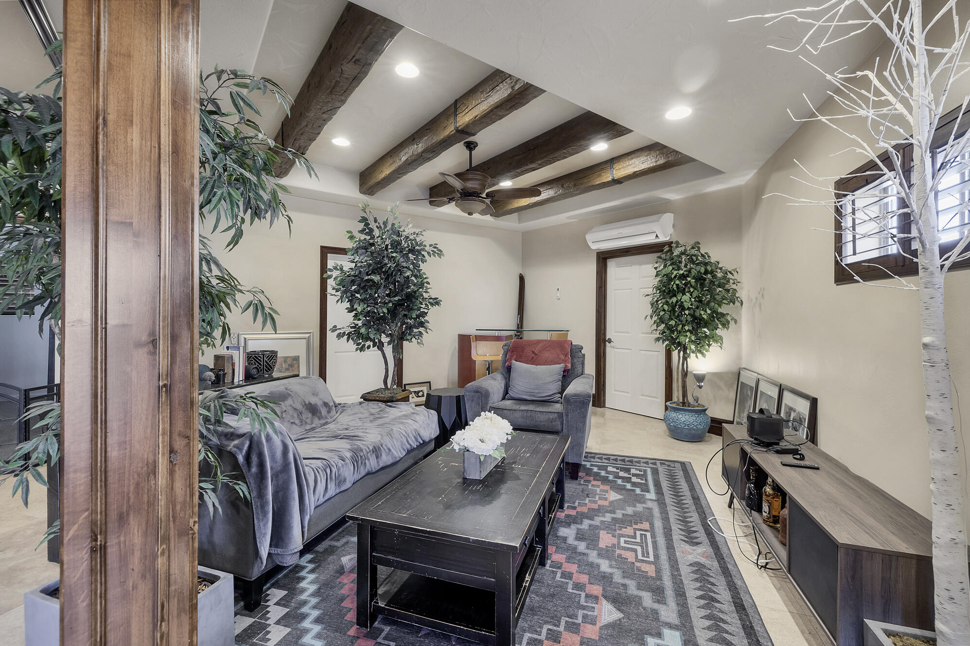 RIVER FRONT ESTATES - Residential