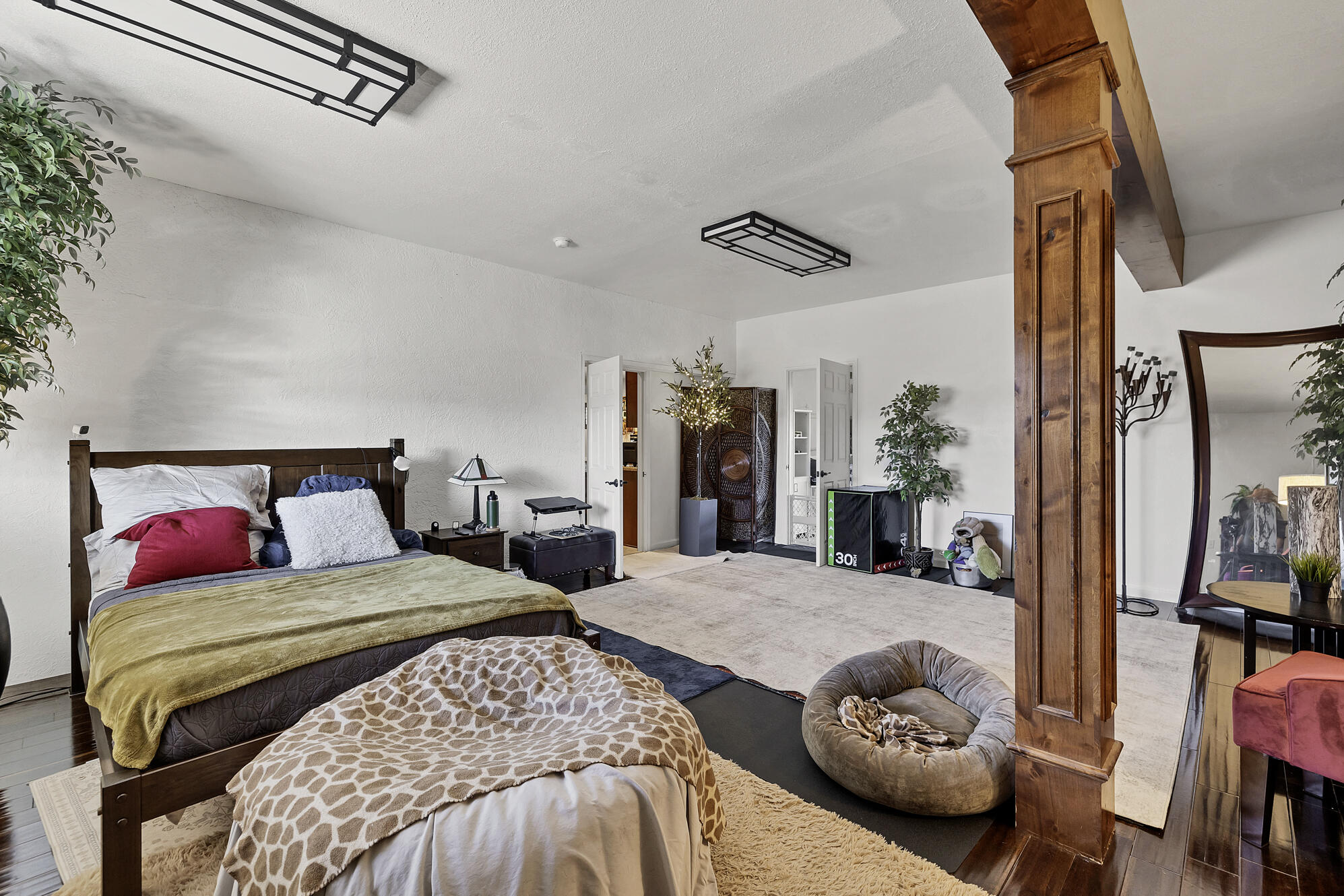 RIVER FRONT ESTATES - Residential