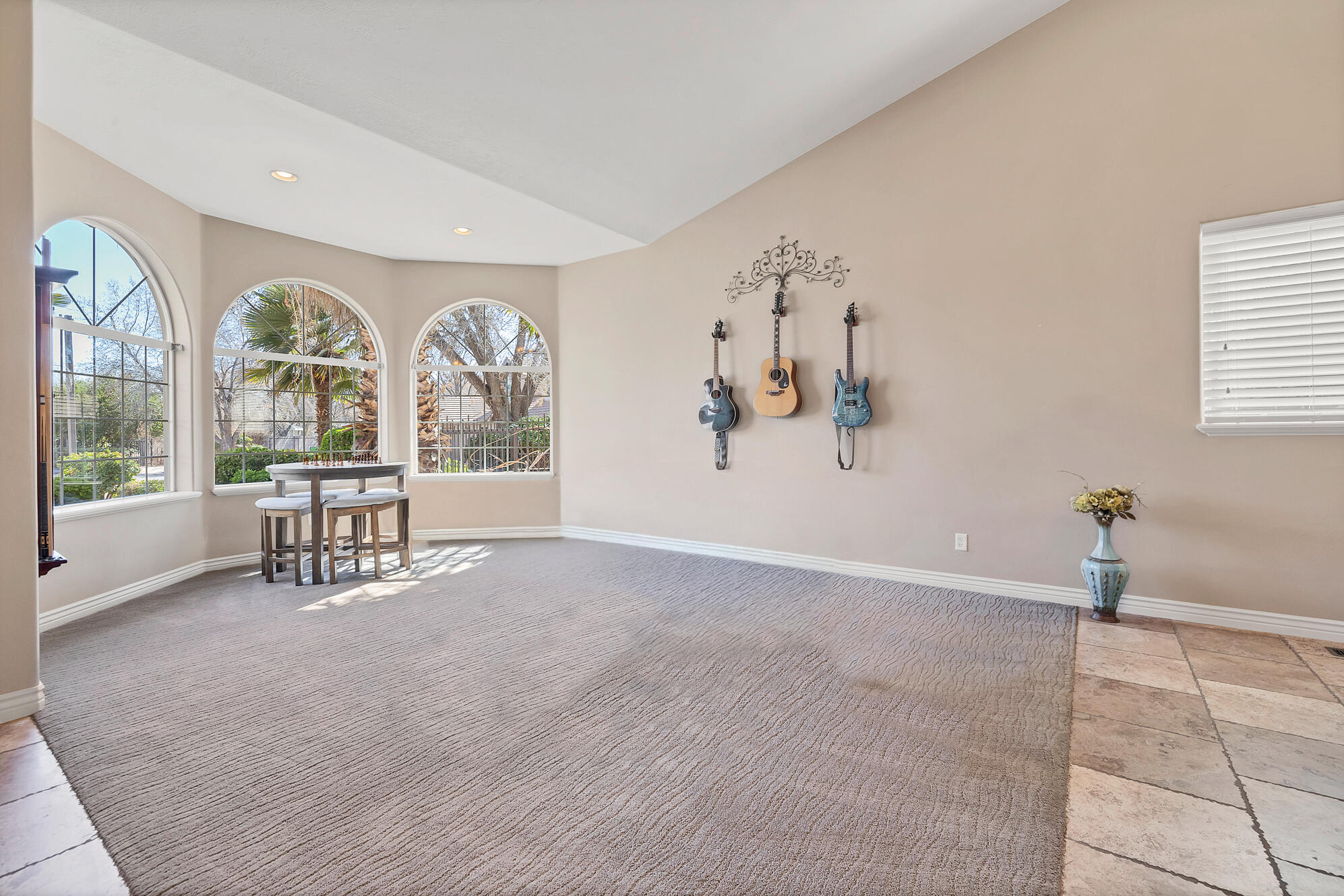 RIVER FRONT ESTATES - Residential