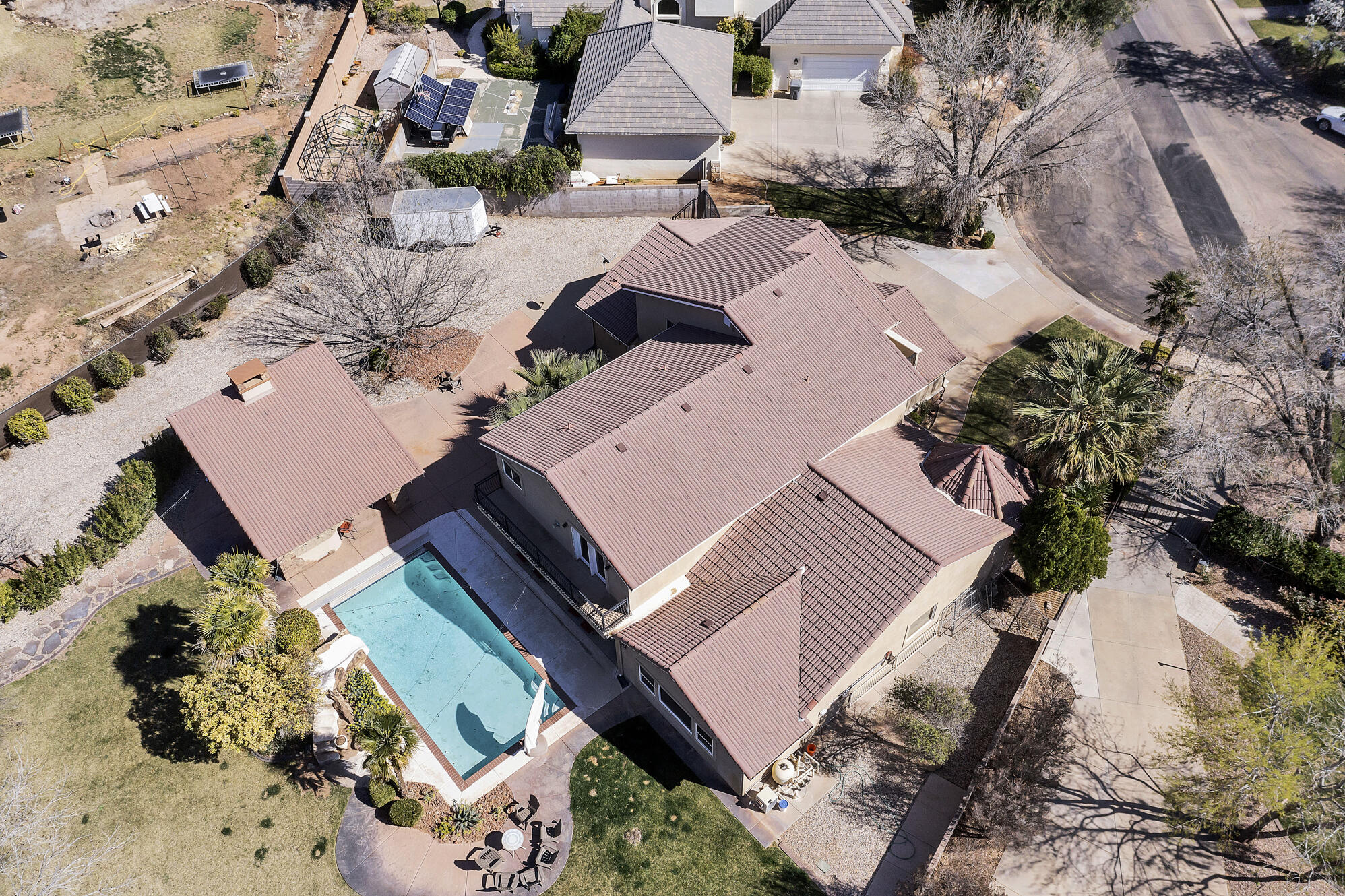 RIVER FRONT ESTATES - Residential