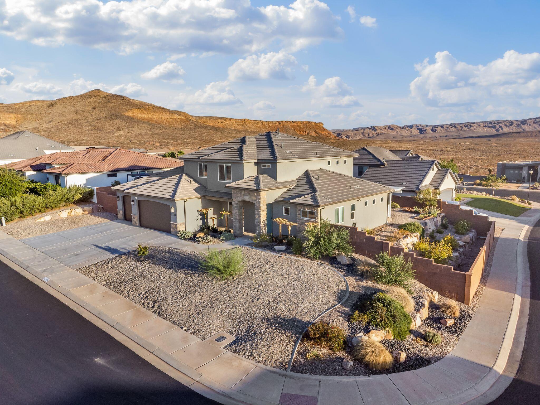 DESERT HEIGHTS - Residential