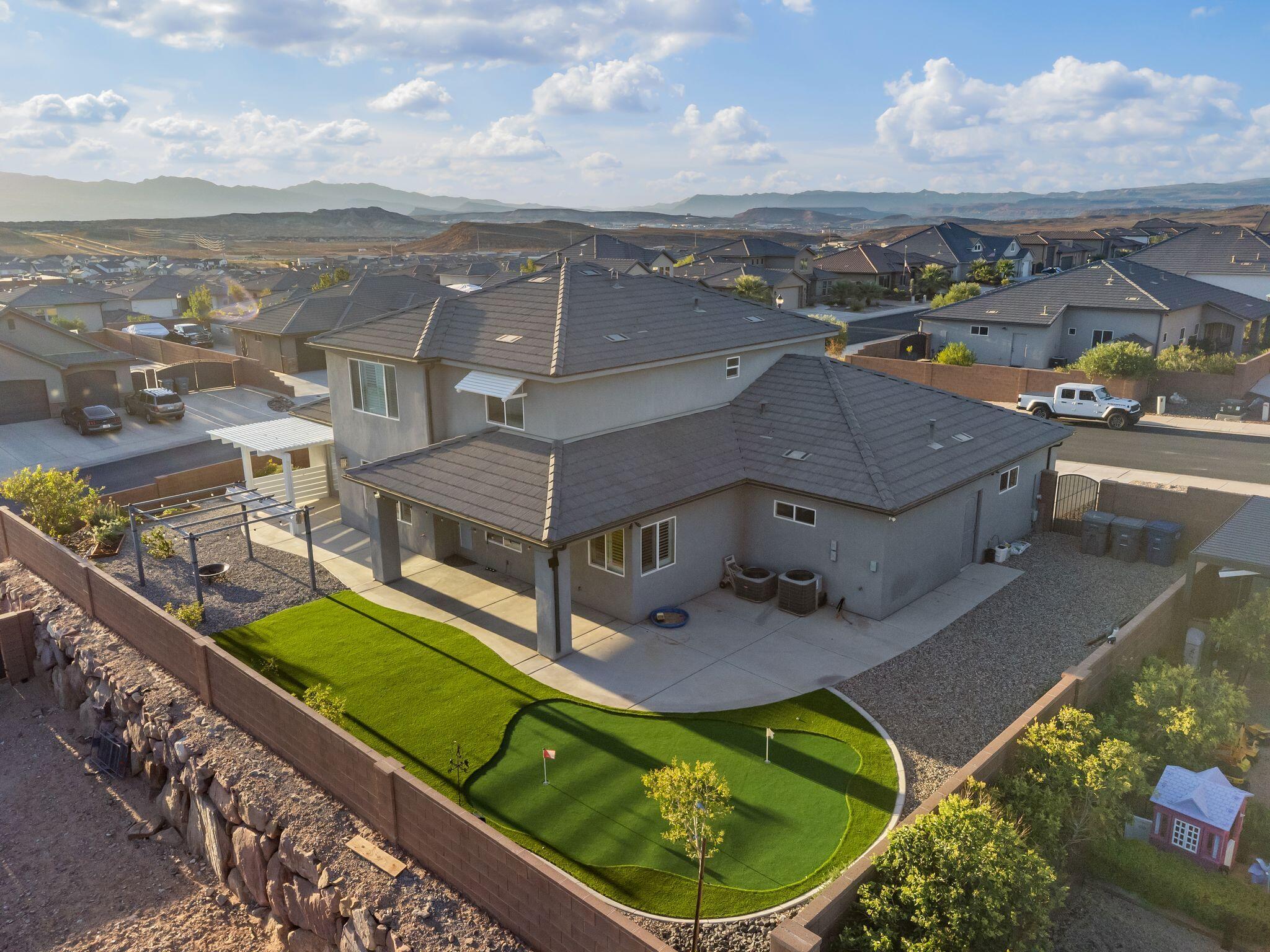 DESERT HEIGHTS - Residential