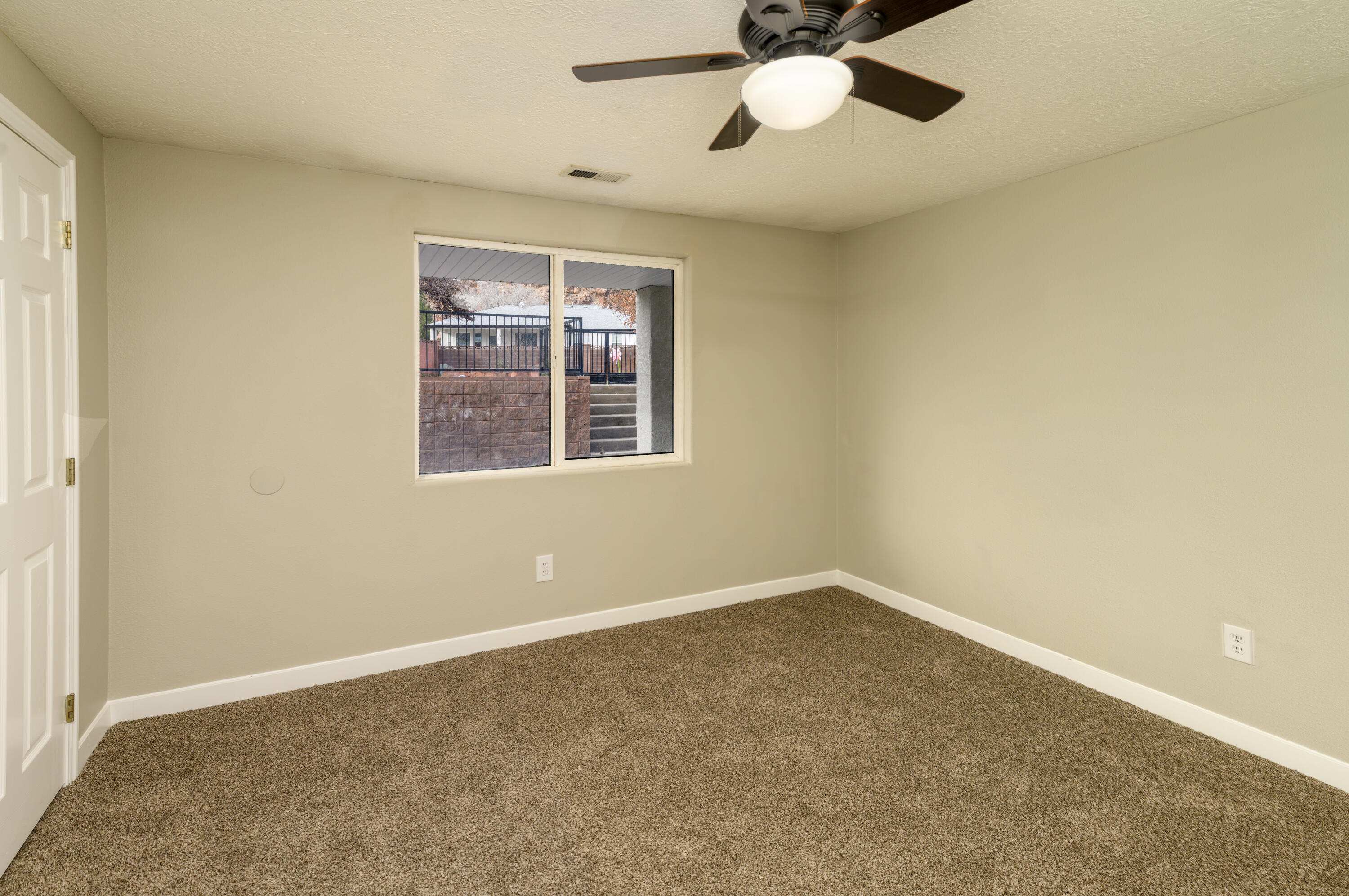 BLOOMINGTON HILLS - Residential