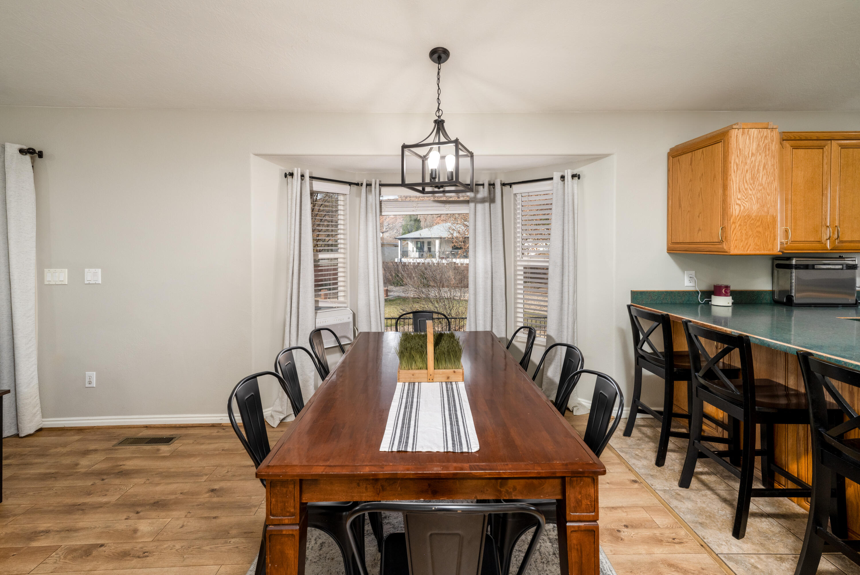 BLOOMINGTON HILLS - Residential