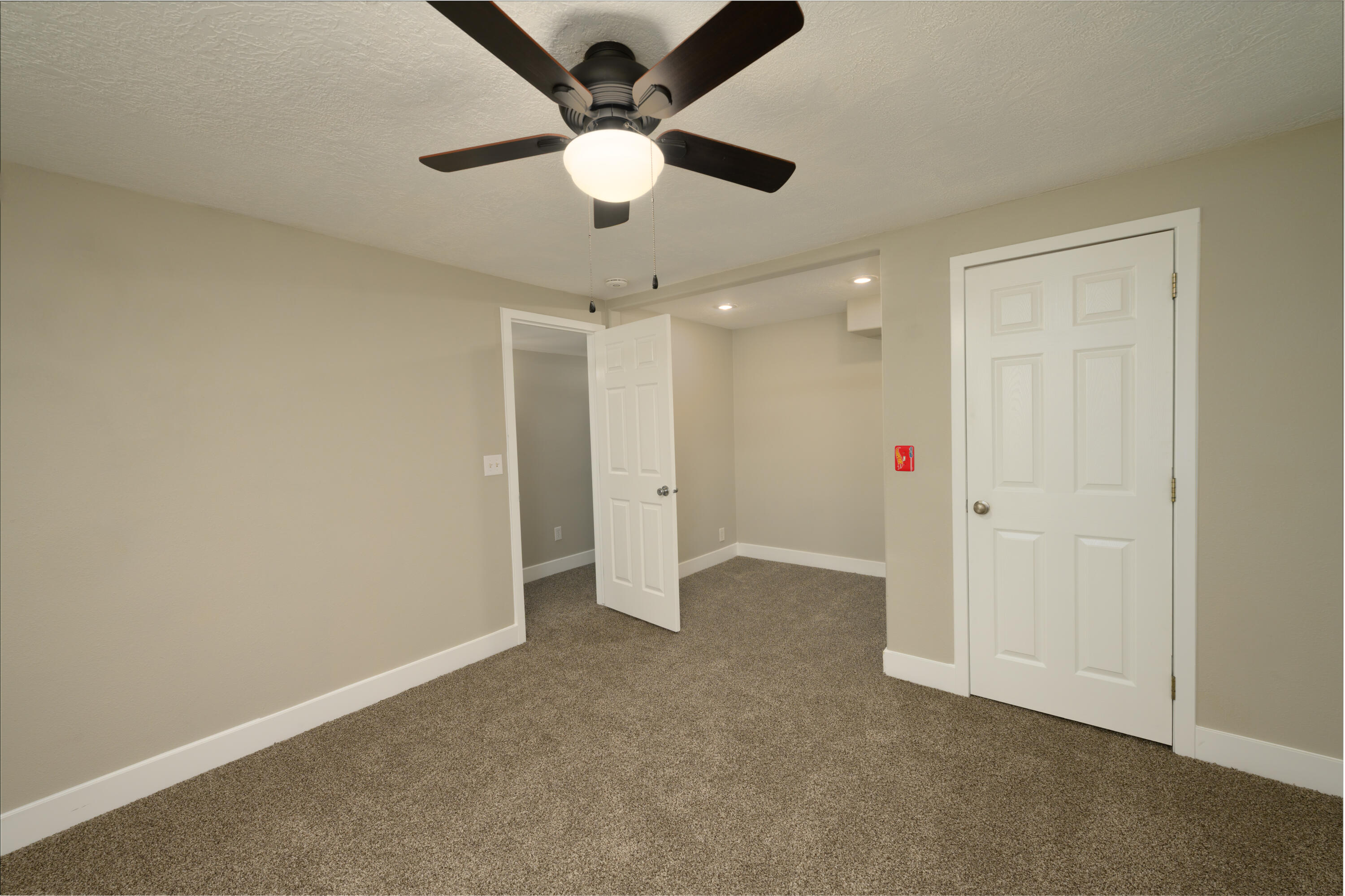 BLOOMINGTON HILLS - Residential