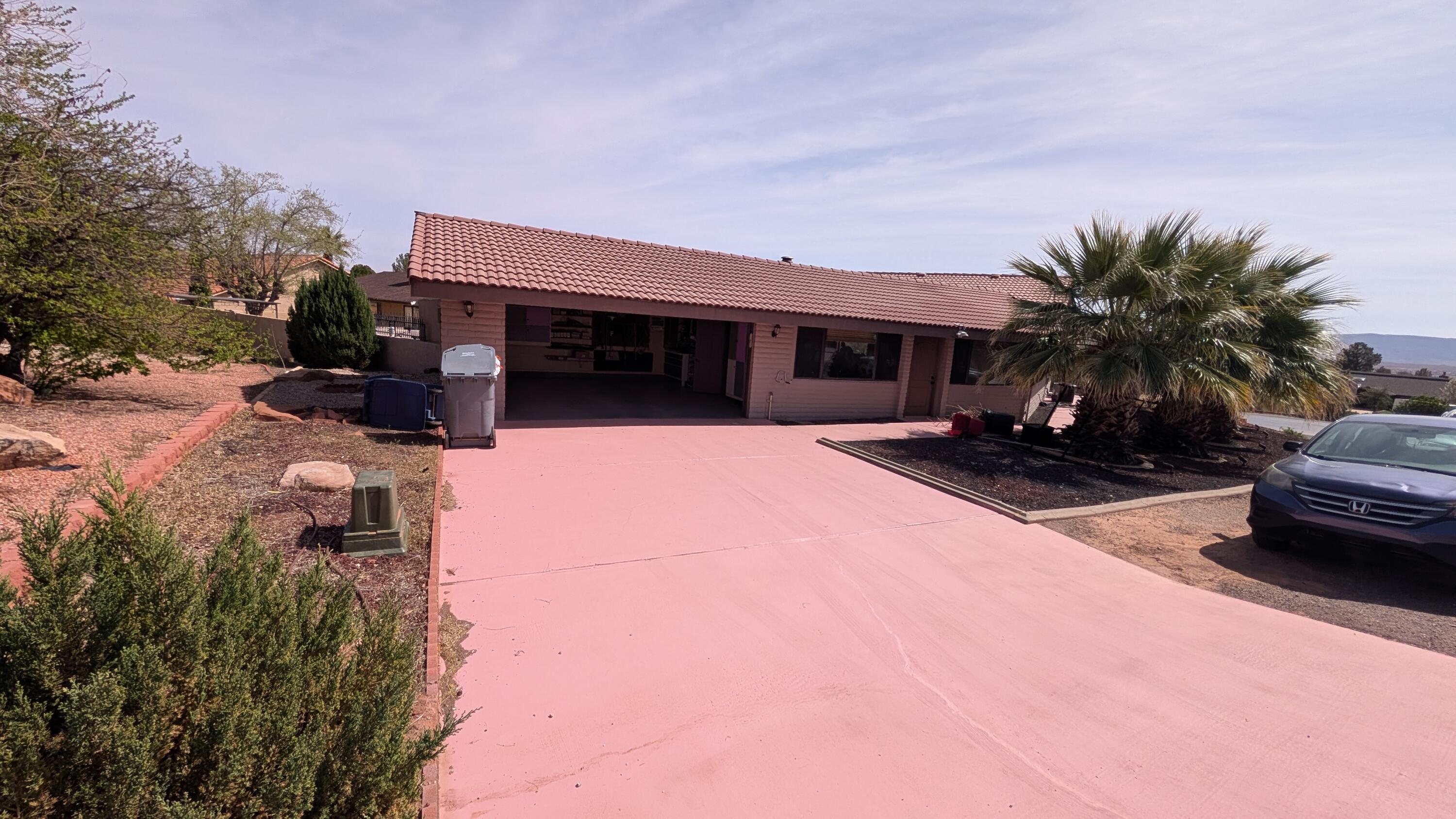 BLOOMINGTON COUNTRY CLUB - Residential