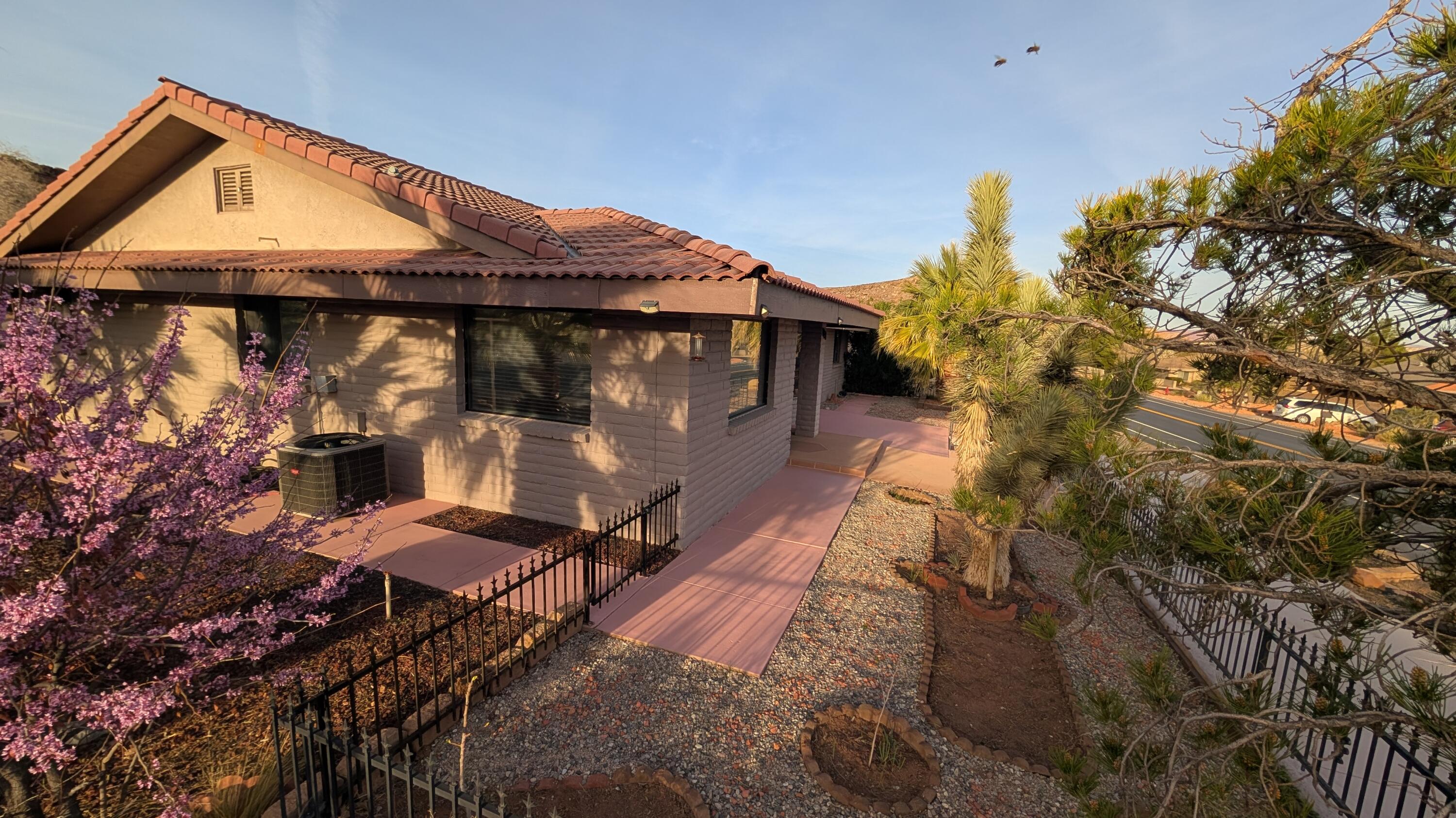 BLOOMINGTON COUNTRY CLUB - Residential