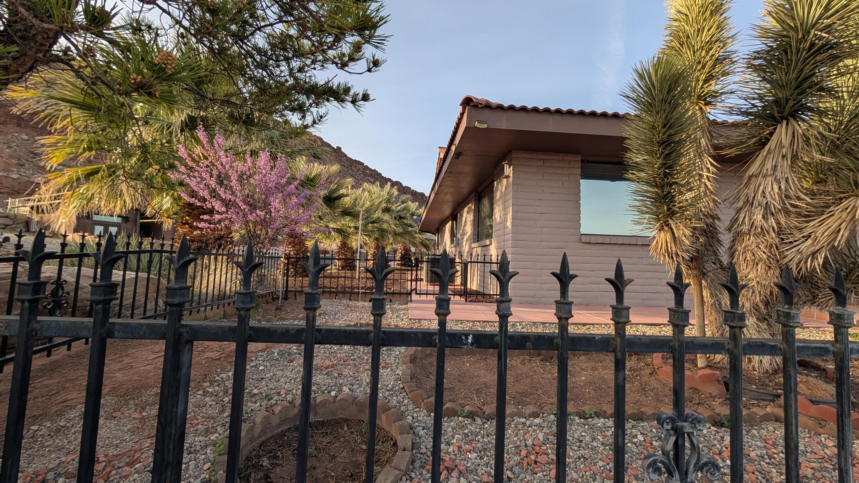 BLOOMINGTON COUNTRY CLUB - Residential