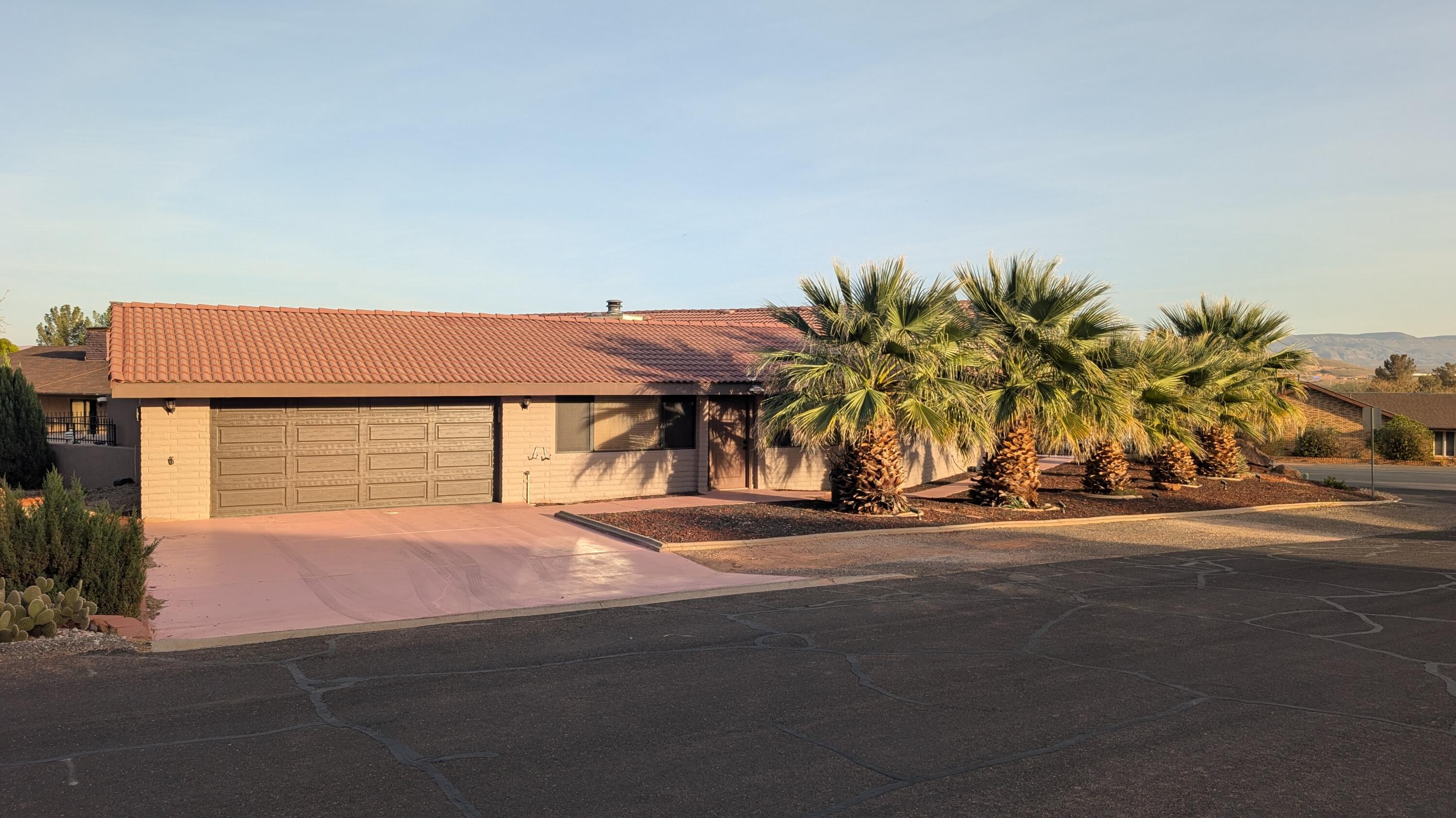 BLOOMINGTON COUNTRY CLUB - Residential