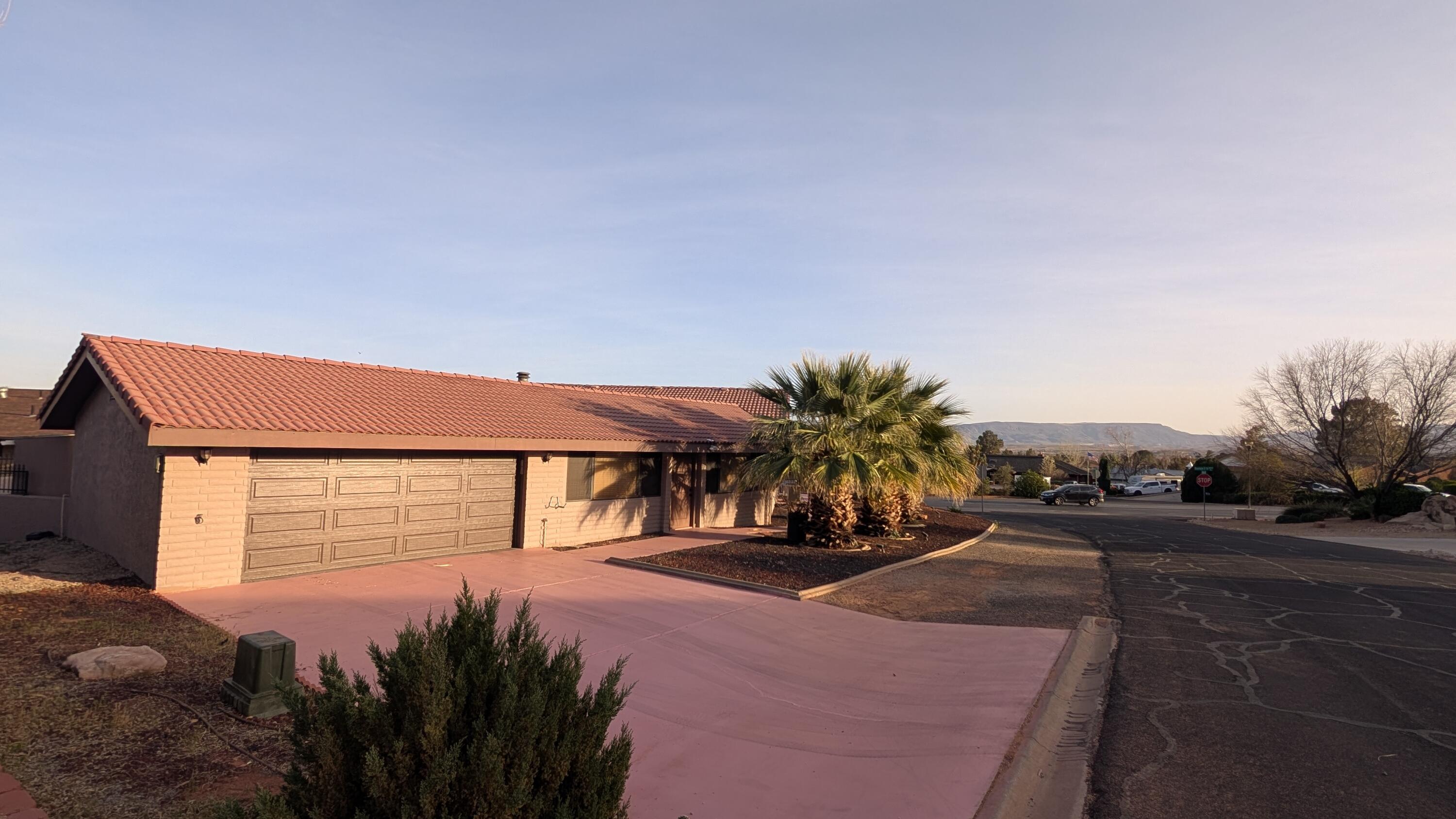 BLOOMINGTON COUNTRY CLUB - Residential