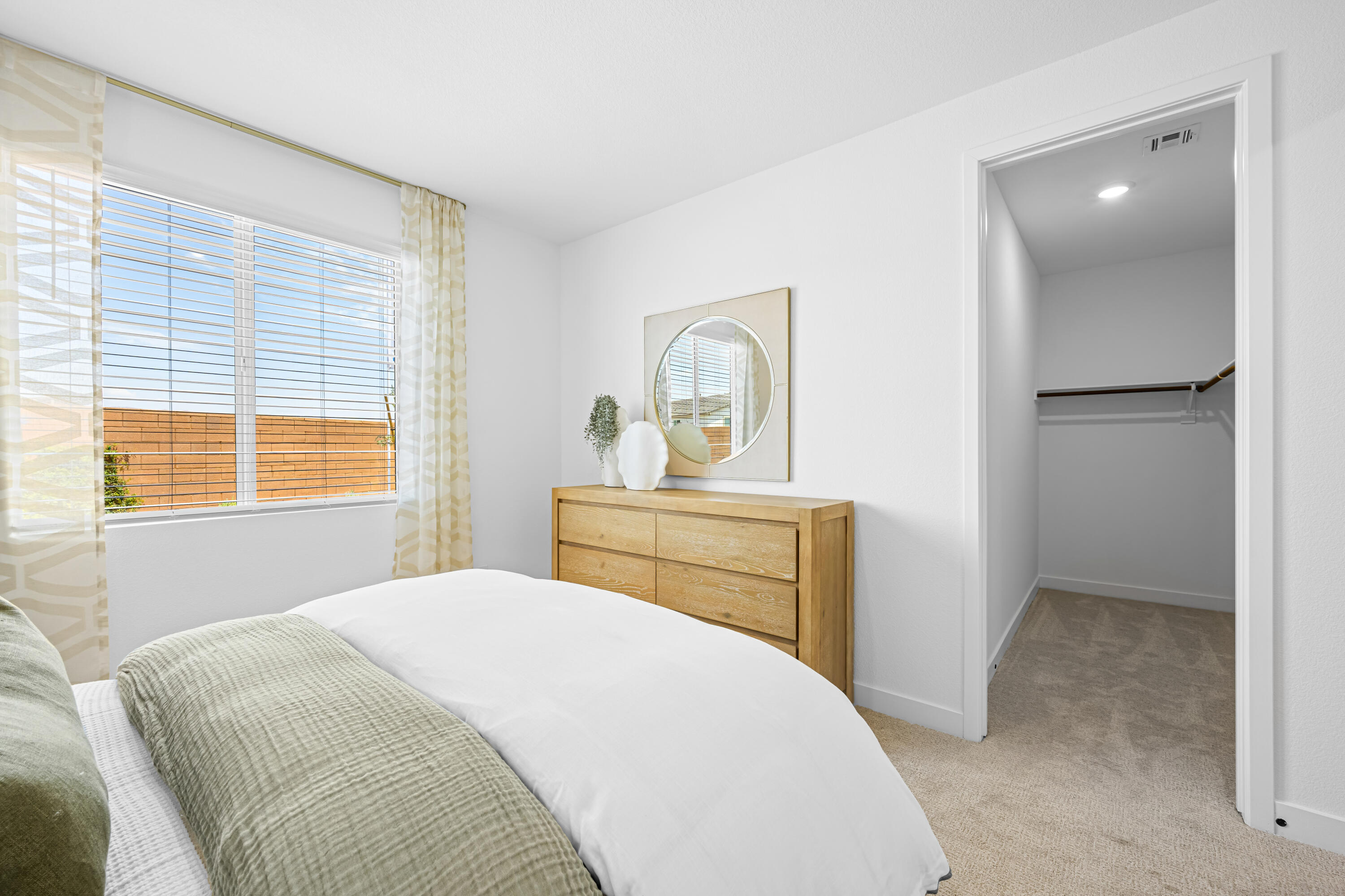 CECITA CREST AT DIVARIO - Residential