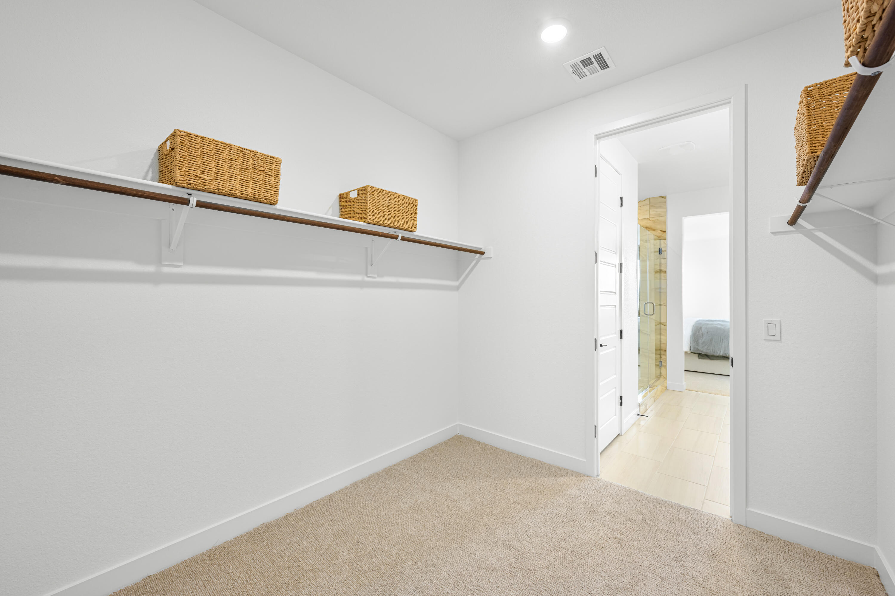 CECITA CREST AT DIVARIO - Residential