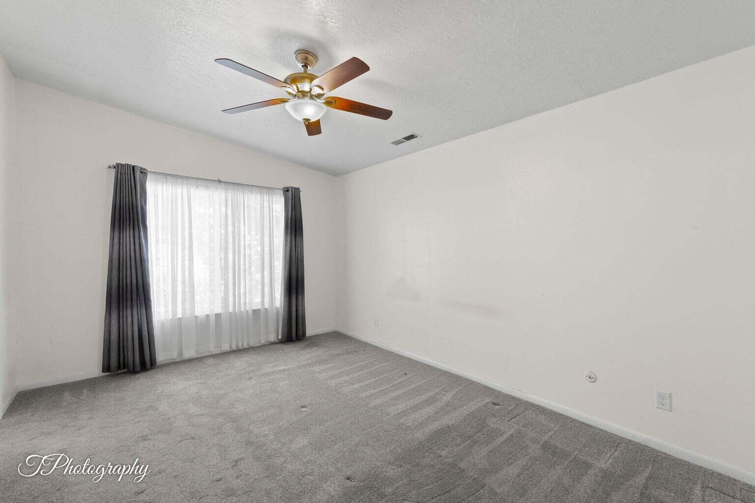 SUNFLOWER DEVELOPMENT - Residential