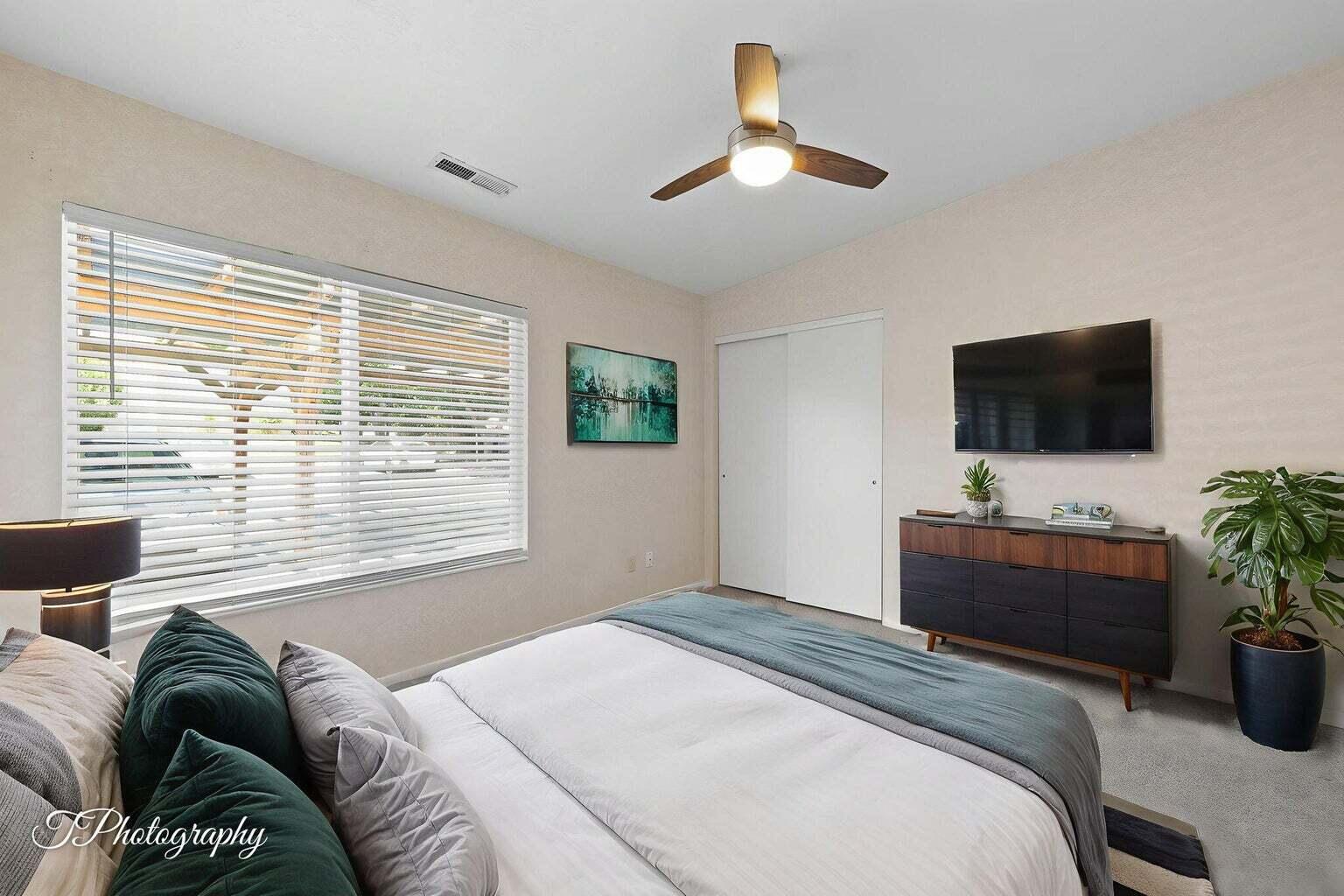 SUNFLOWER DEVELOPMENT - Residential