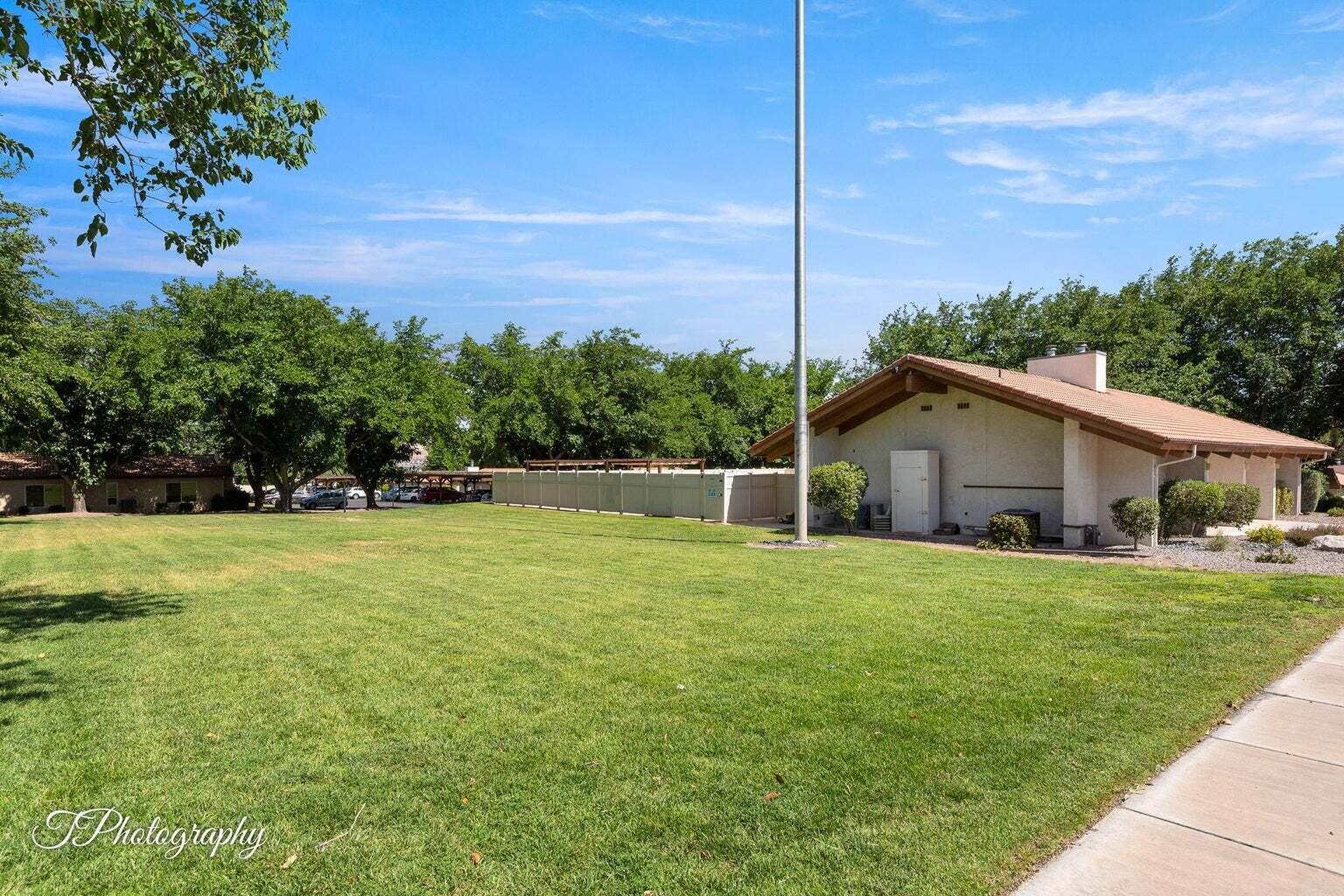 SUNFLOWER DEVELOPMENT - Residential