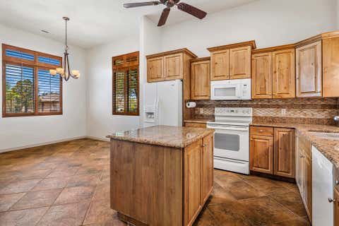Tiny photo for 2166 W 1010 N, Saint George, UT 84770 (MLS # 26-274035)
