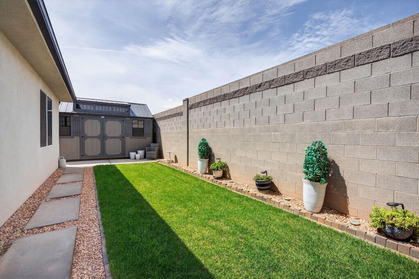 PEREGRINE POINTE WEST - Residential