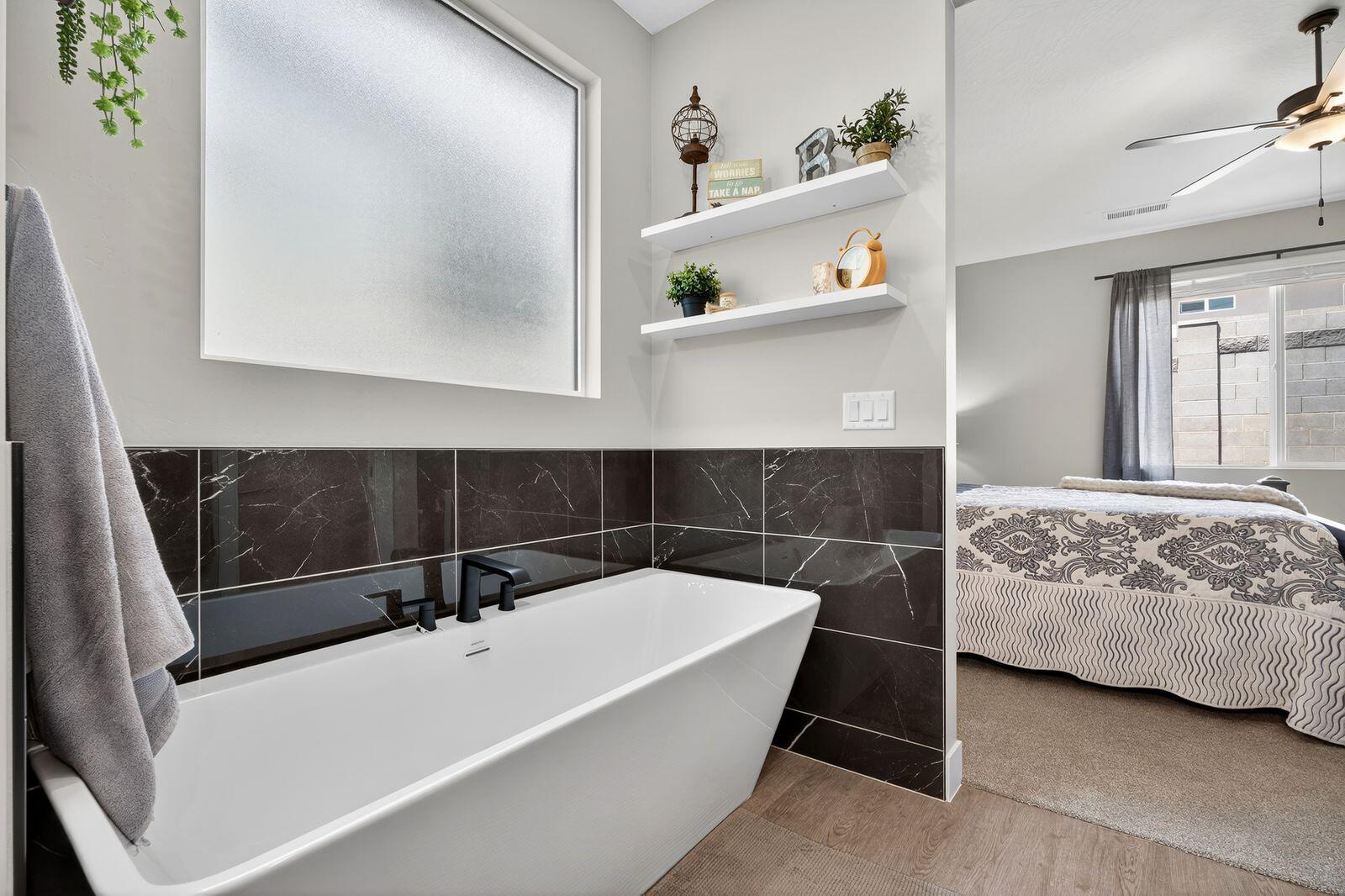 PEREGRINE POINTE WEST - Residential