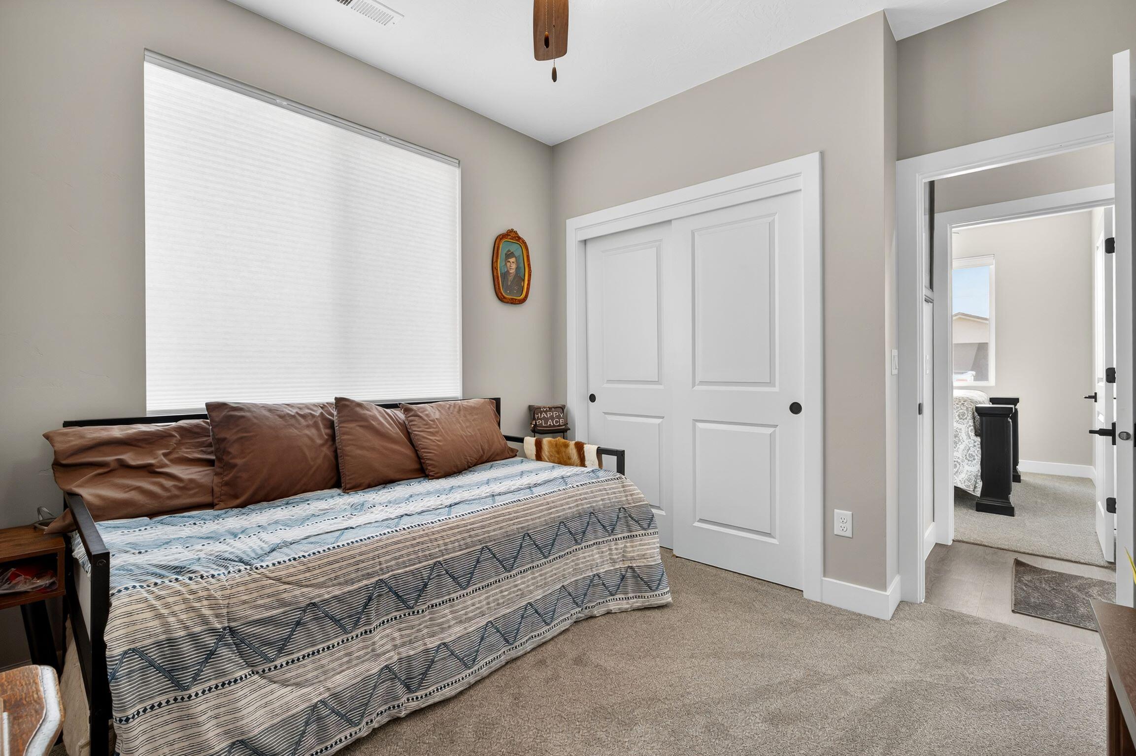 PEREGRINE POINTE WEST - Residential