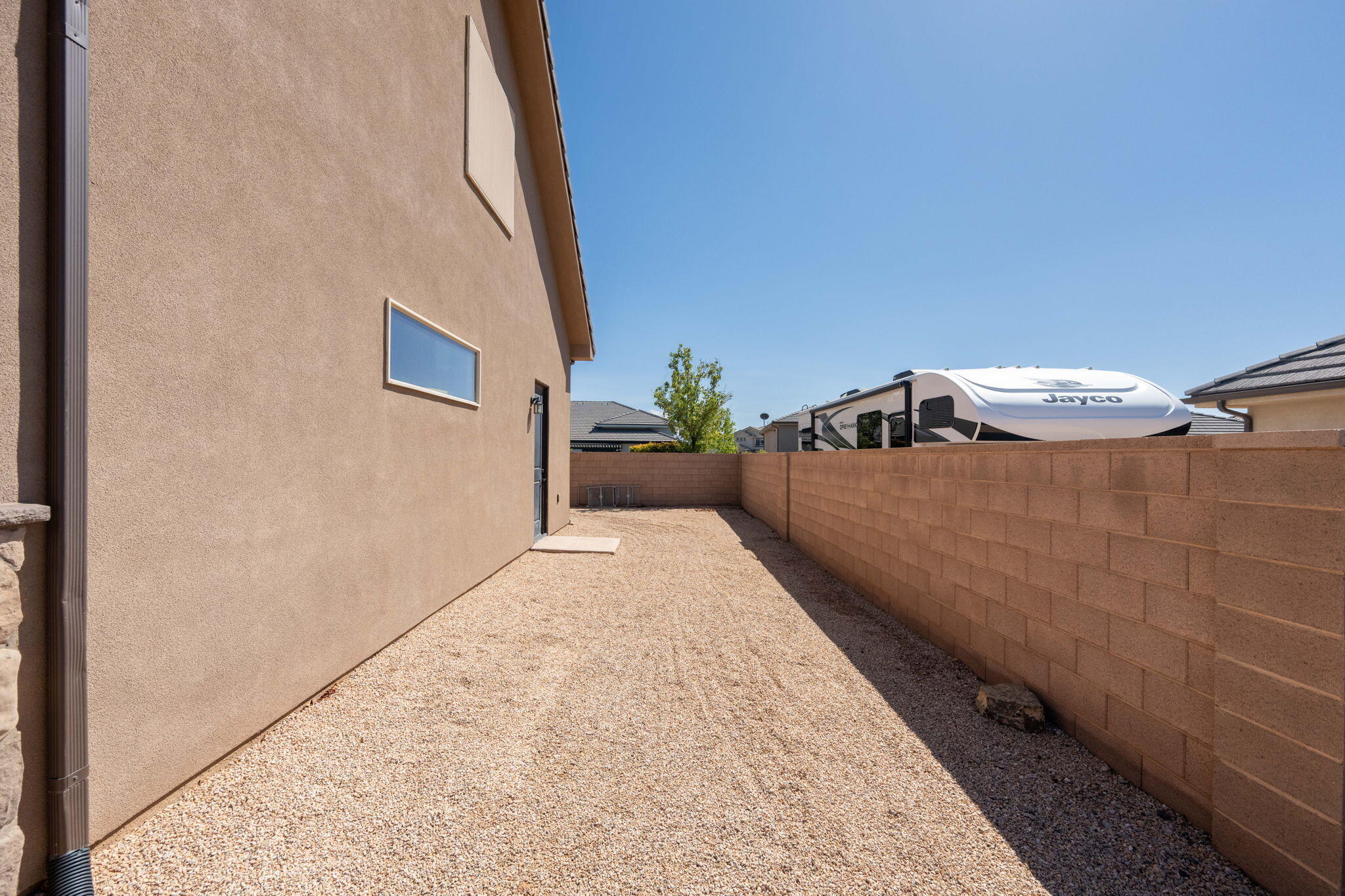 GENTRY LANE - Residential