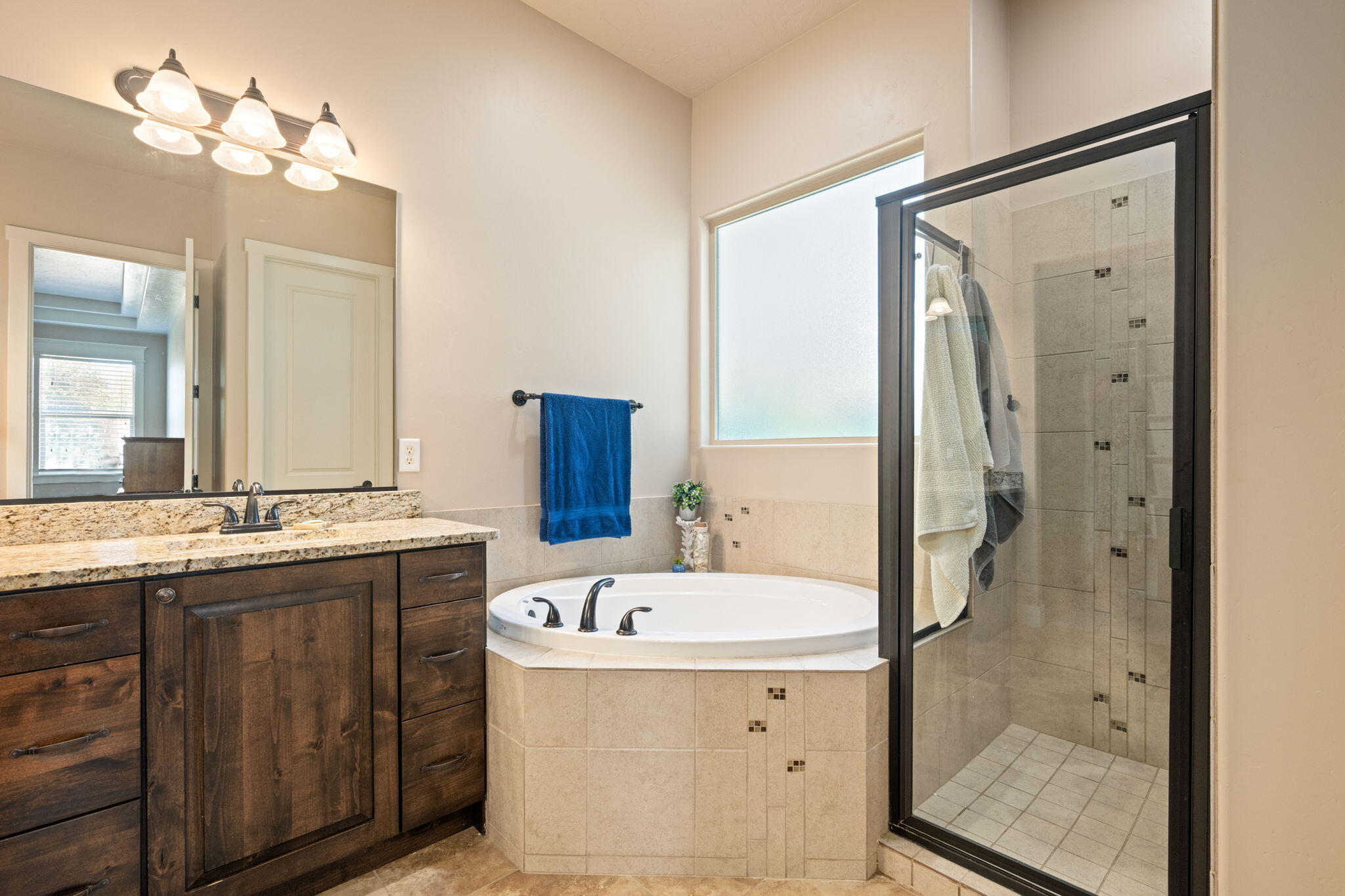 GENTRY LANE - Residential