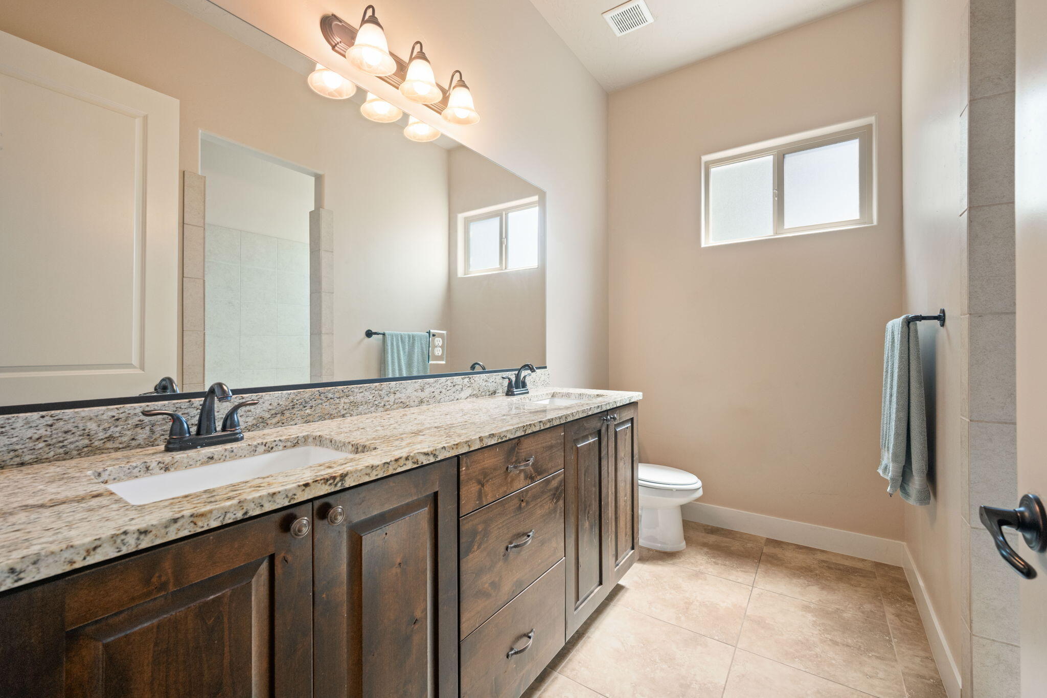 GENTRY LANE - Residential