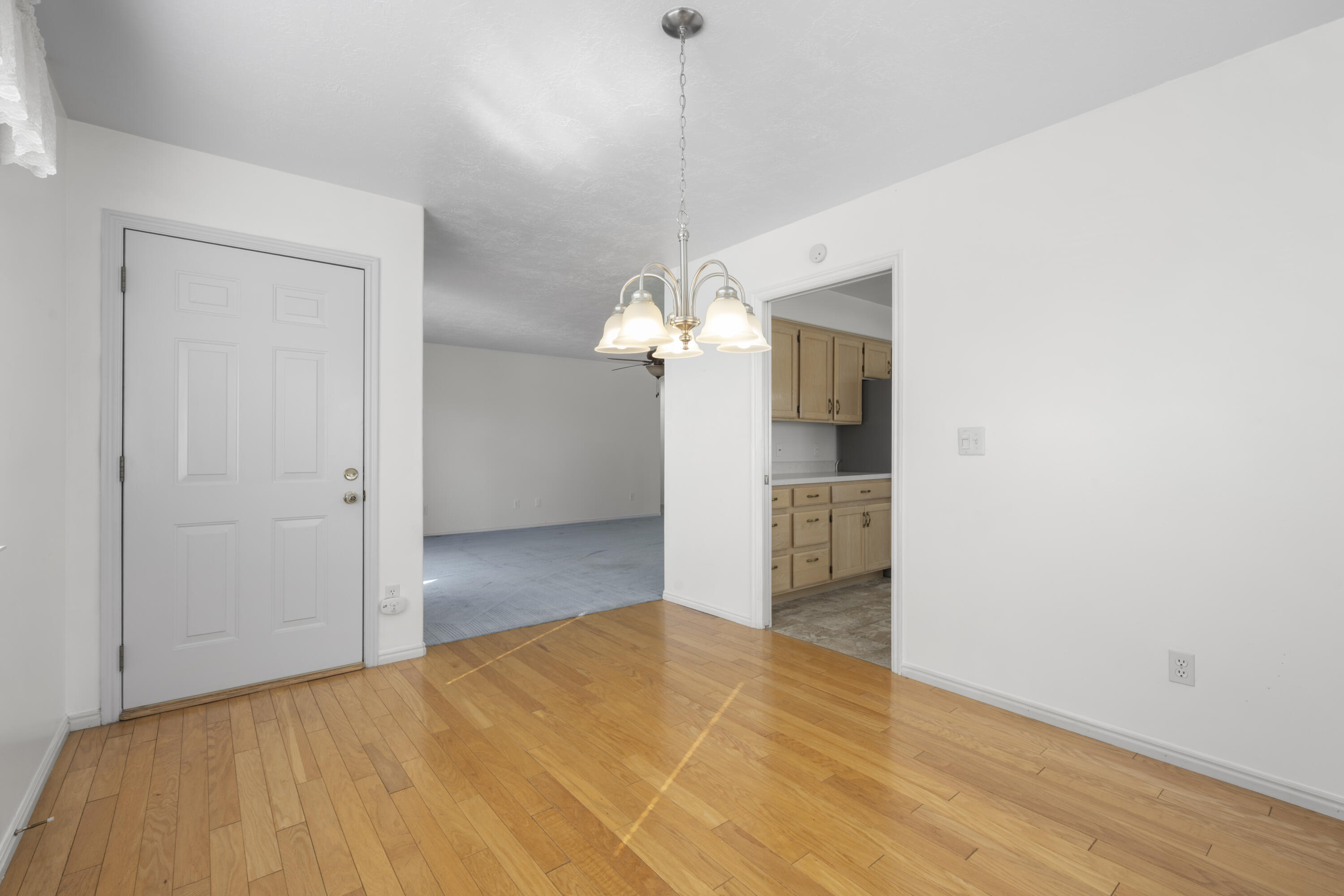 SUN COUNTRY MEADOWS SOUTH TOWNHOMES - Residential