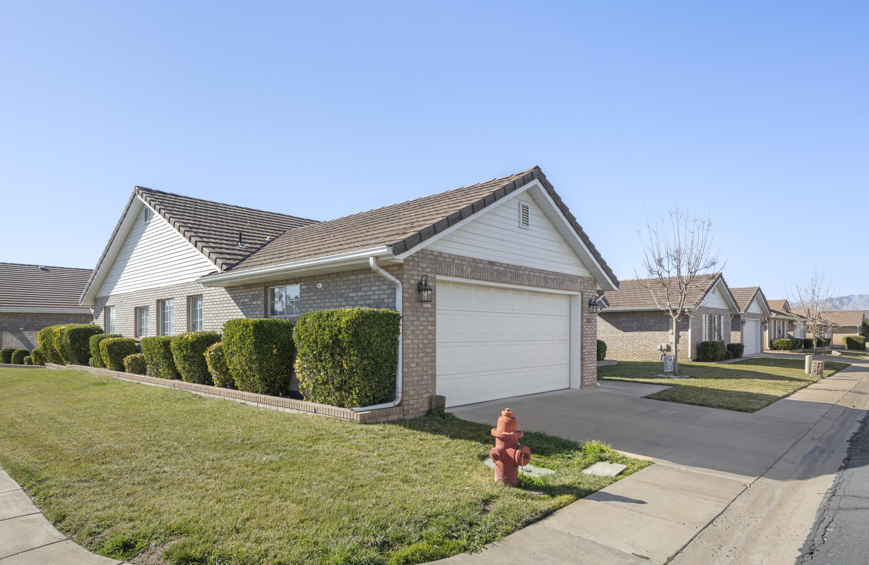 SUN COUNTRY MEADOWS SOUTH TOWNHOMES - Residential