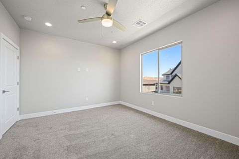 Tiny photo for 278 N 2020 W, Hurricane, UT 84737 (MLS # 26-271761)