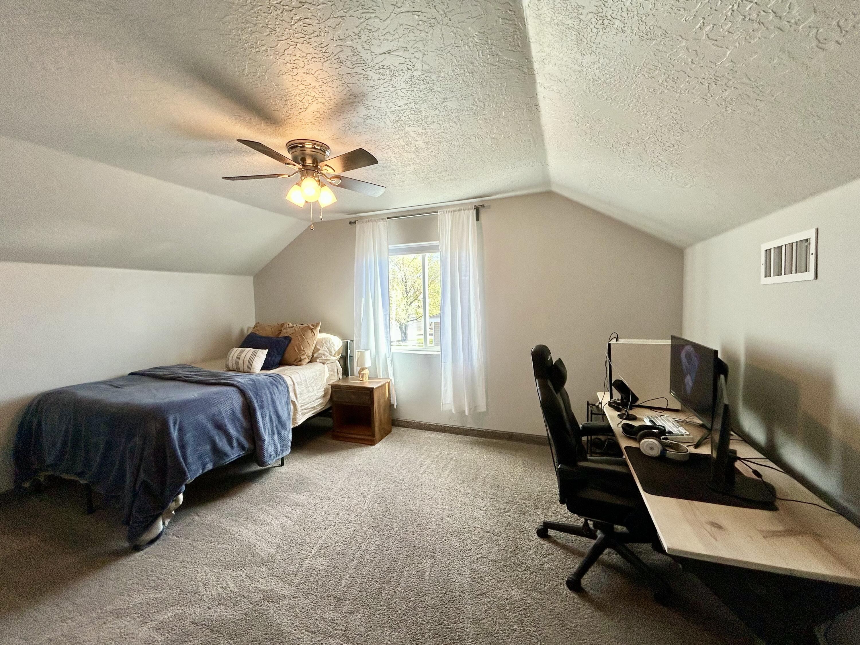 SUNNY MEADOWS ACRES - Residential