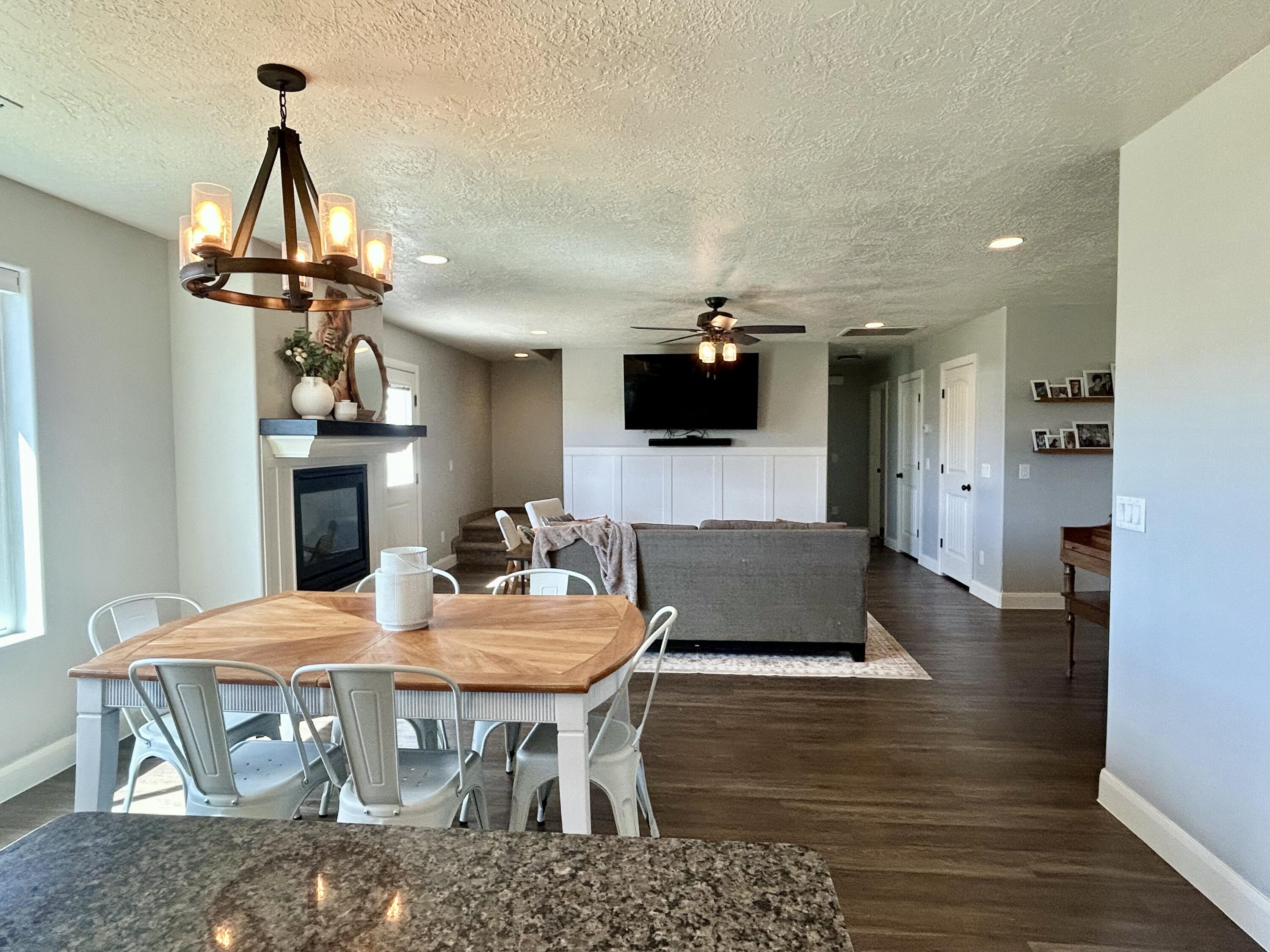 SUNNY MEADOWS ACRES - Residential