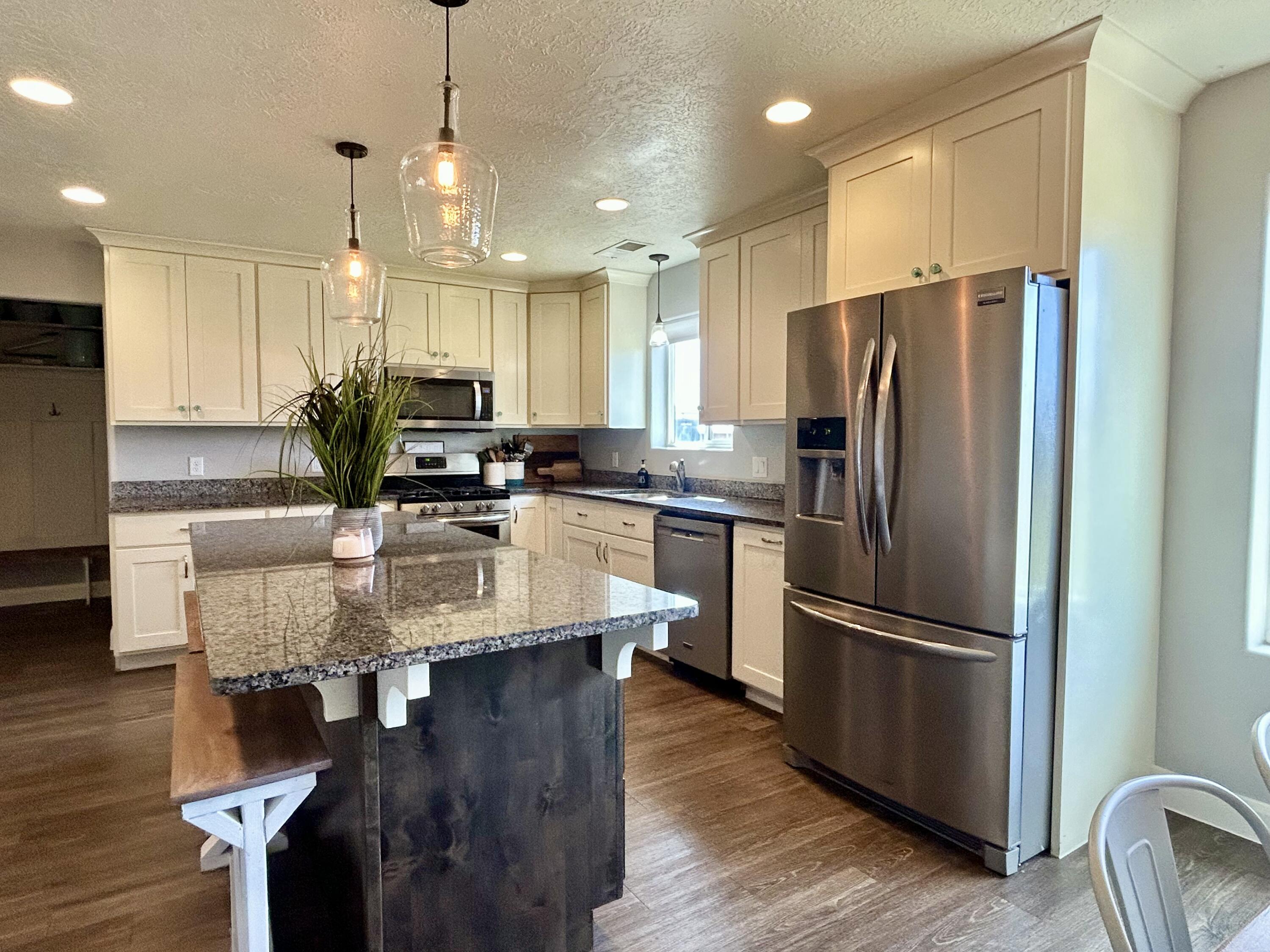 SUNNY MEADOWS ACRES - Residential