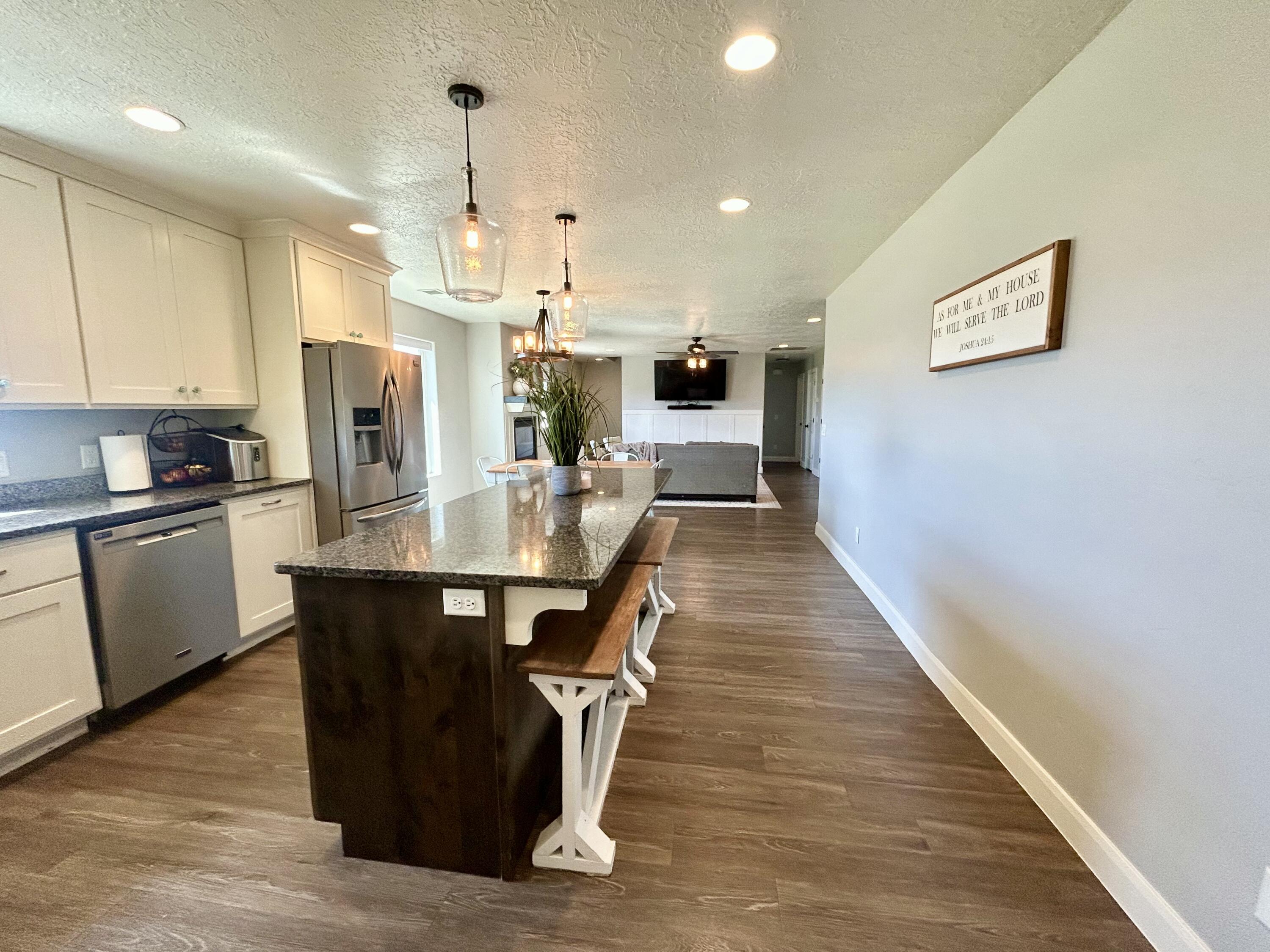 SUNNY MEADOWS ACRES - Residential