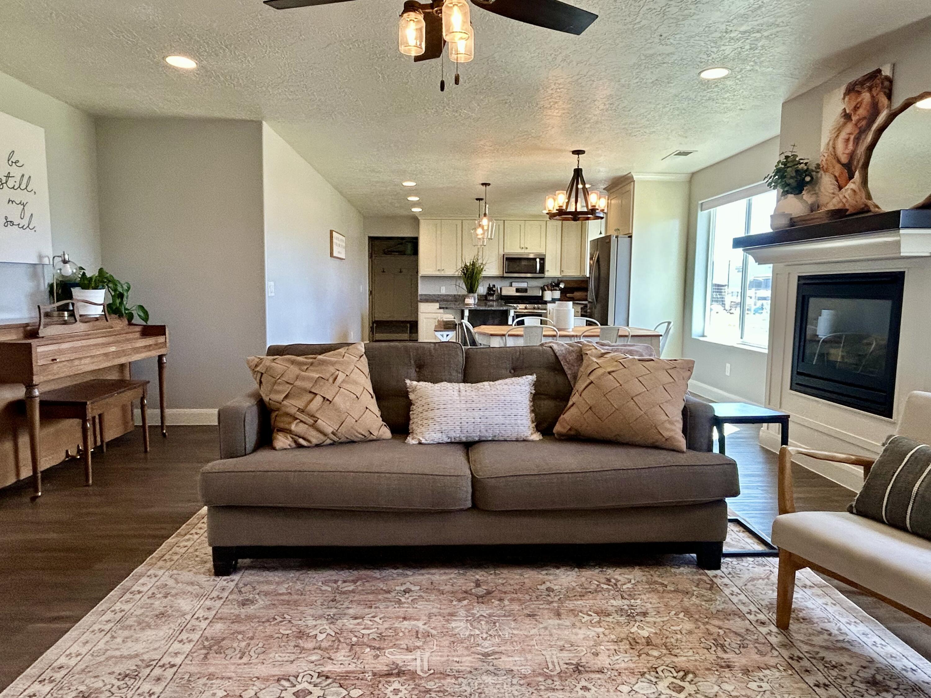 SUNNY MEADOWS ACRES - Residential