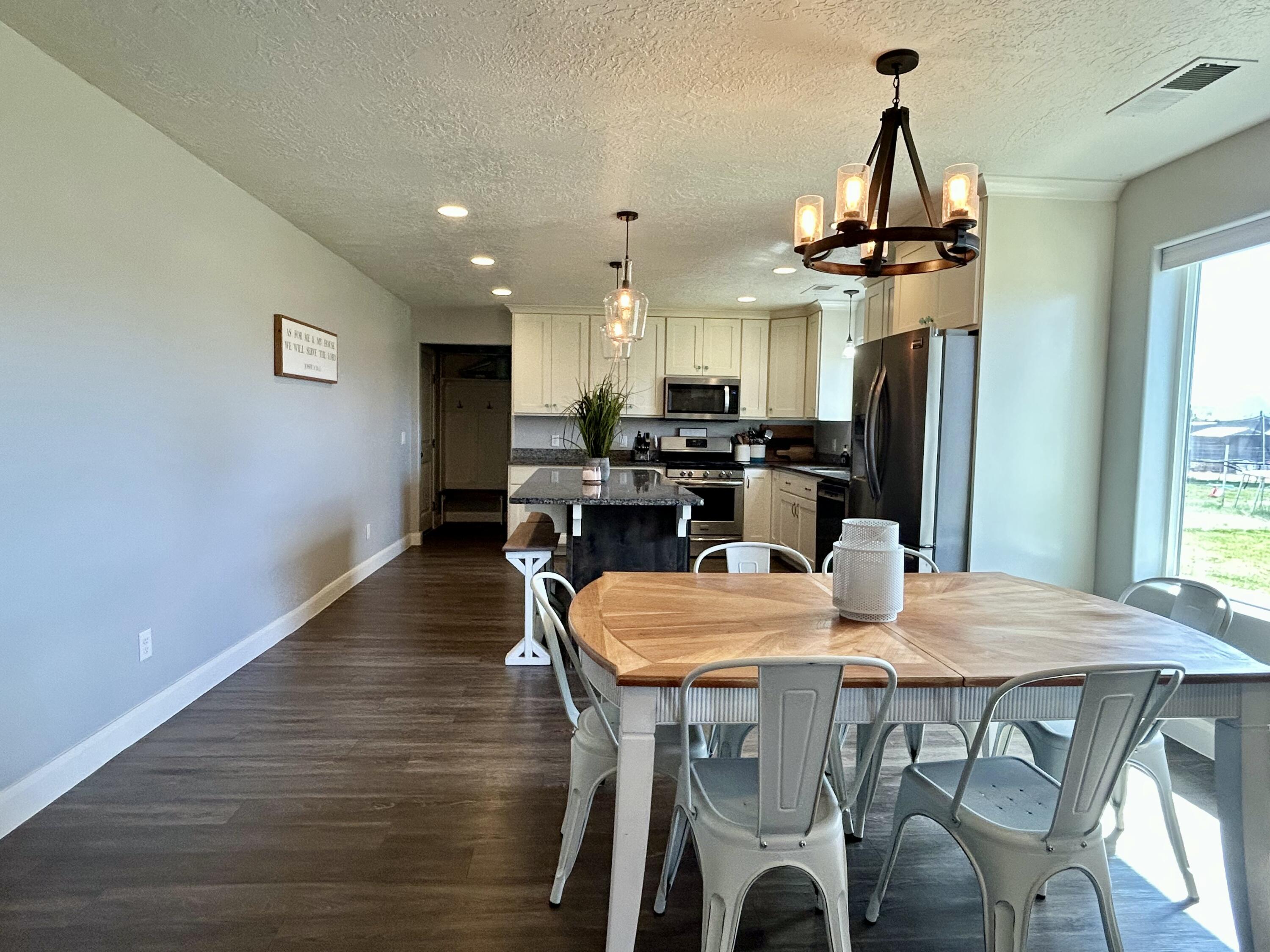 SUNNY MEADOWS ACRES - Residential