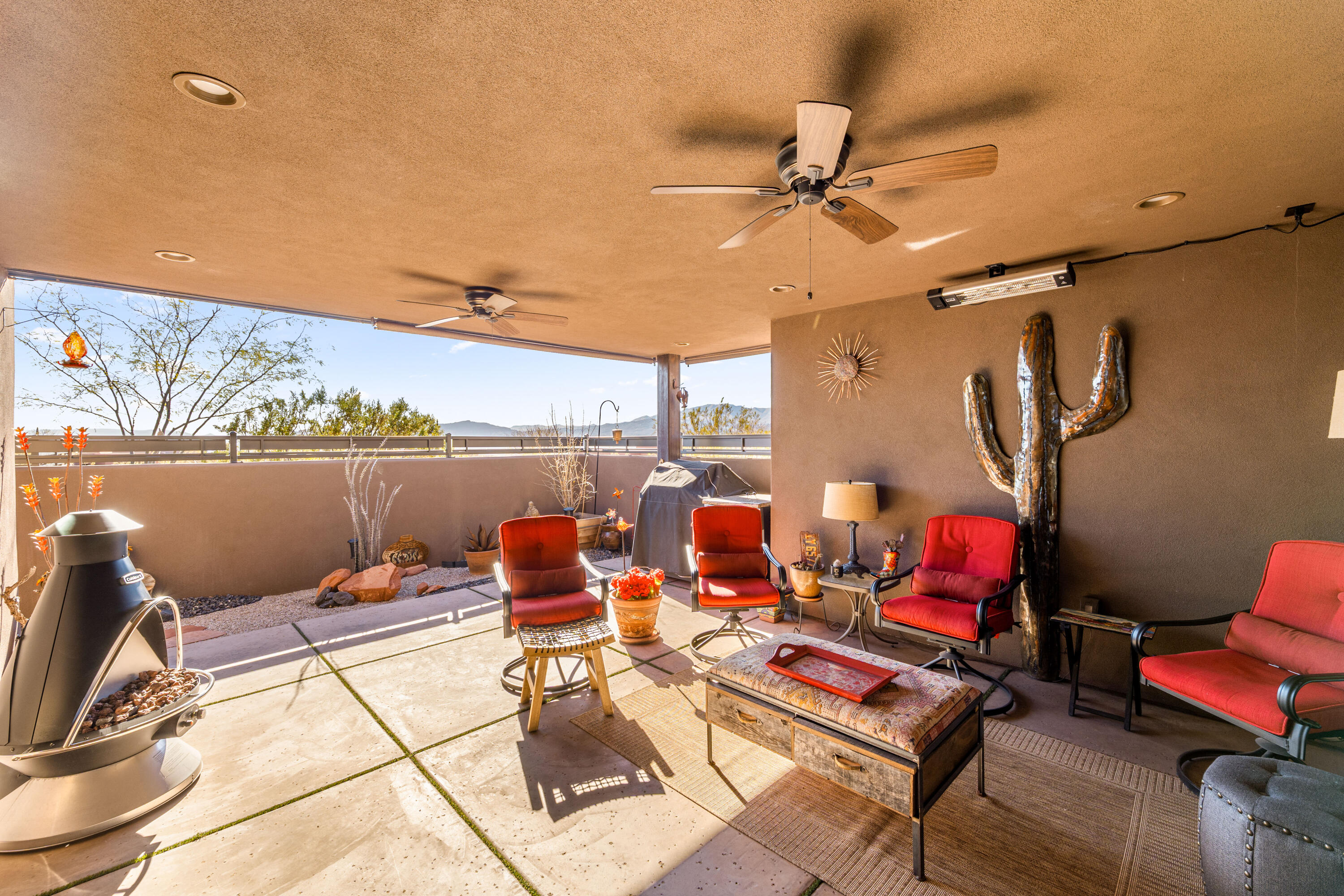 TAVIAWK - Residential