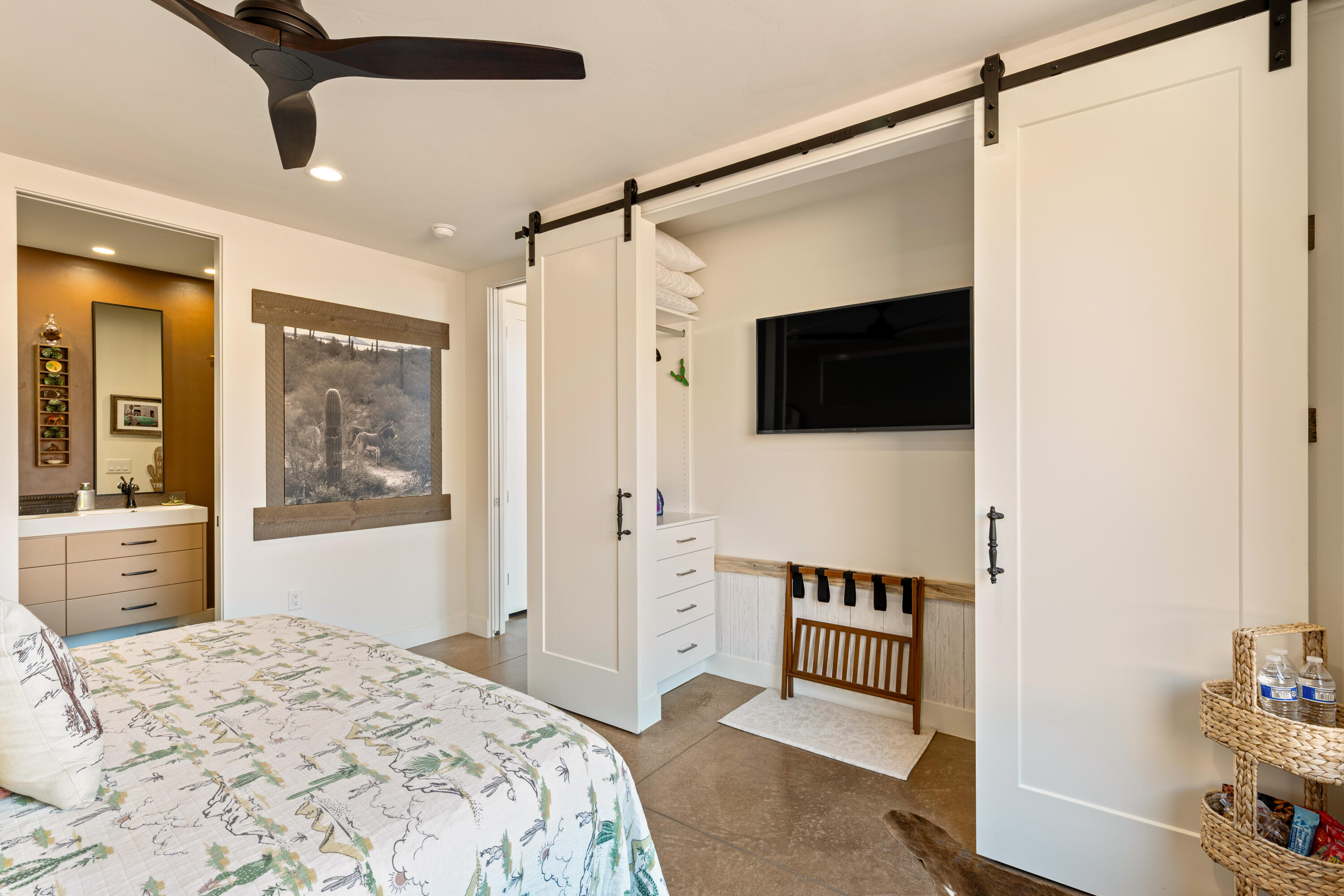 TAVIAWK - Residential