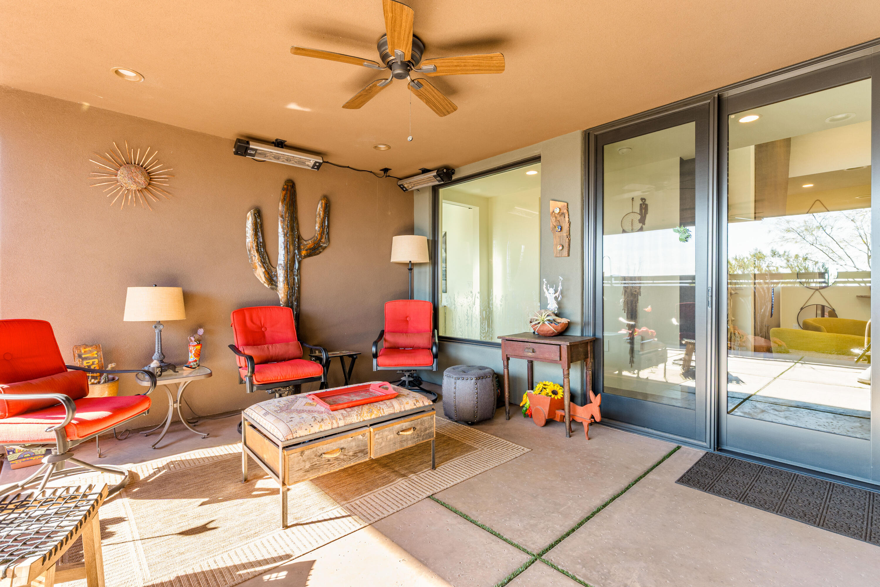 TAVIAWK - Residential