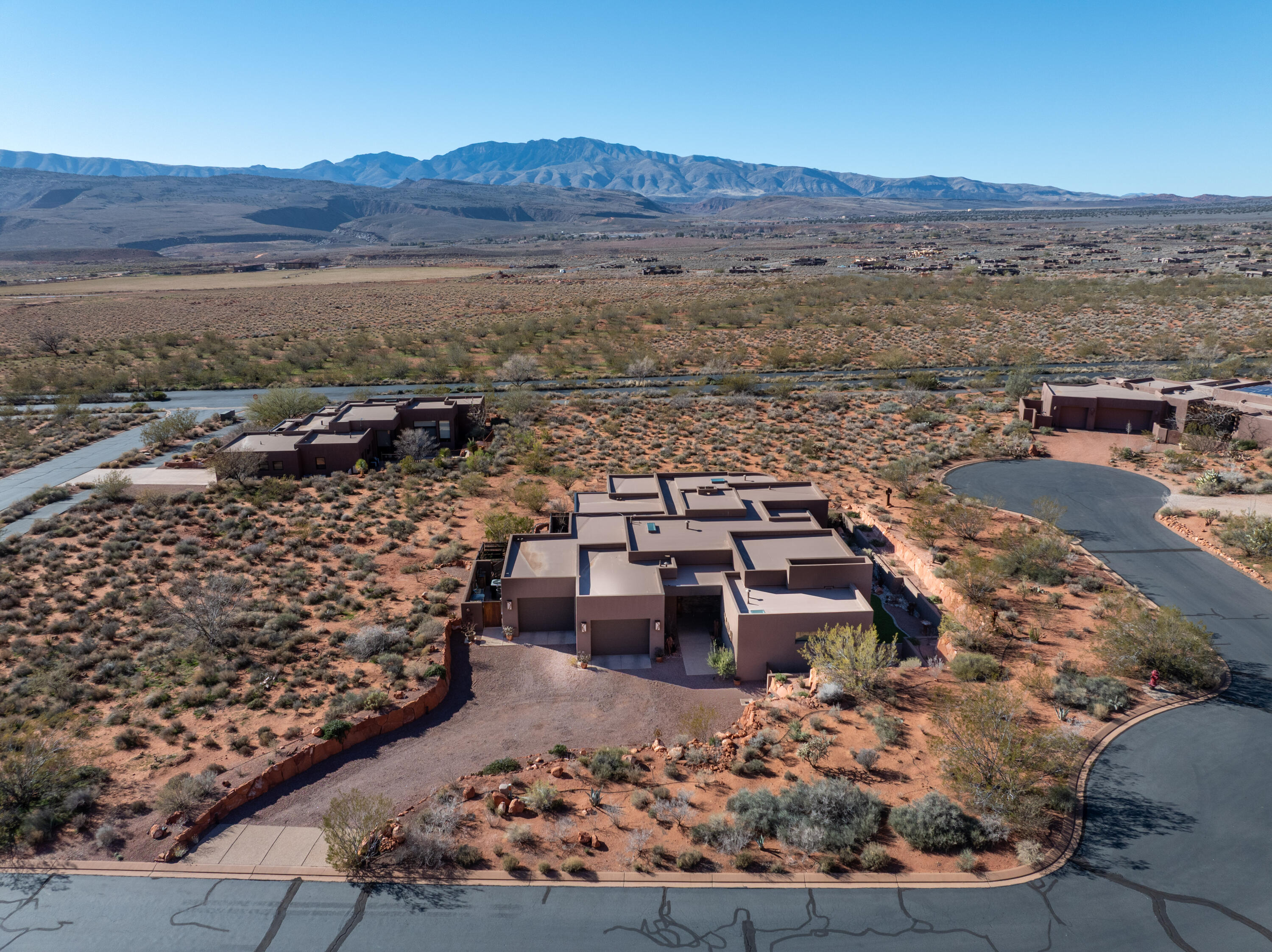 TAVIAWK - Residential