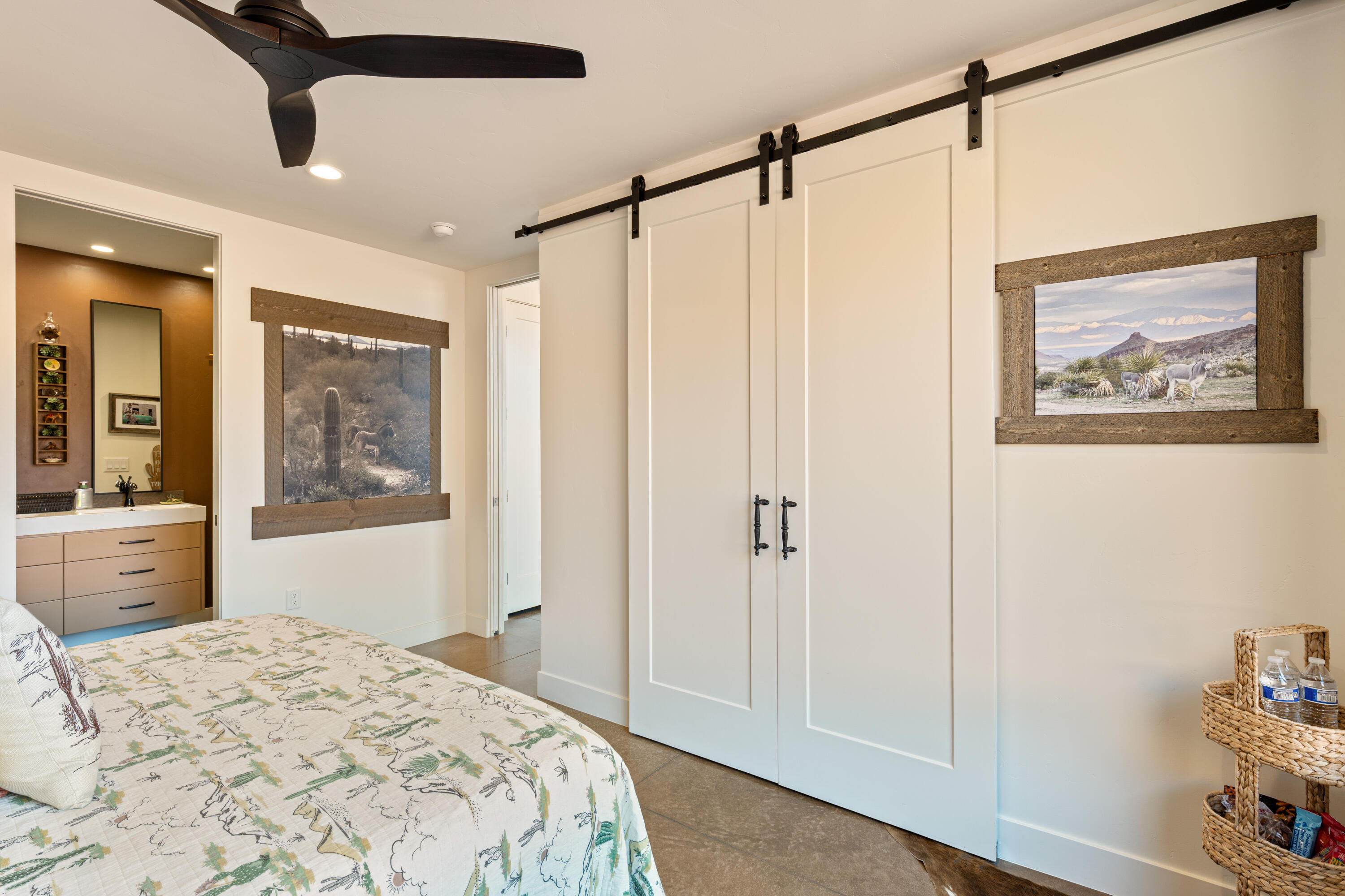 TAVIAWK - Residential