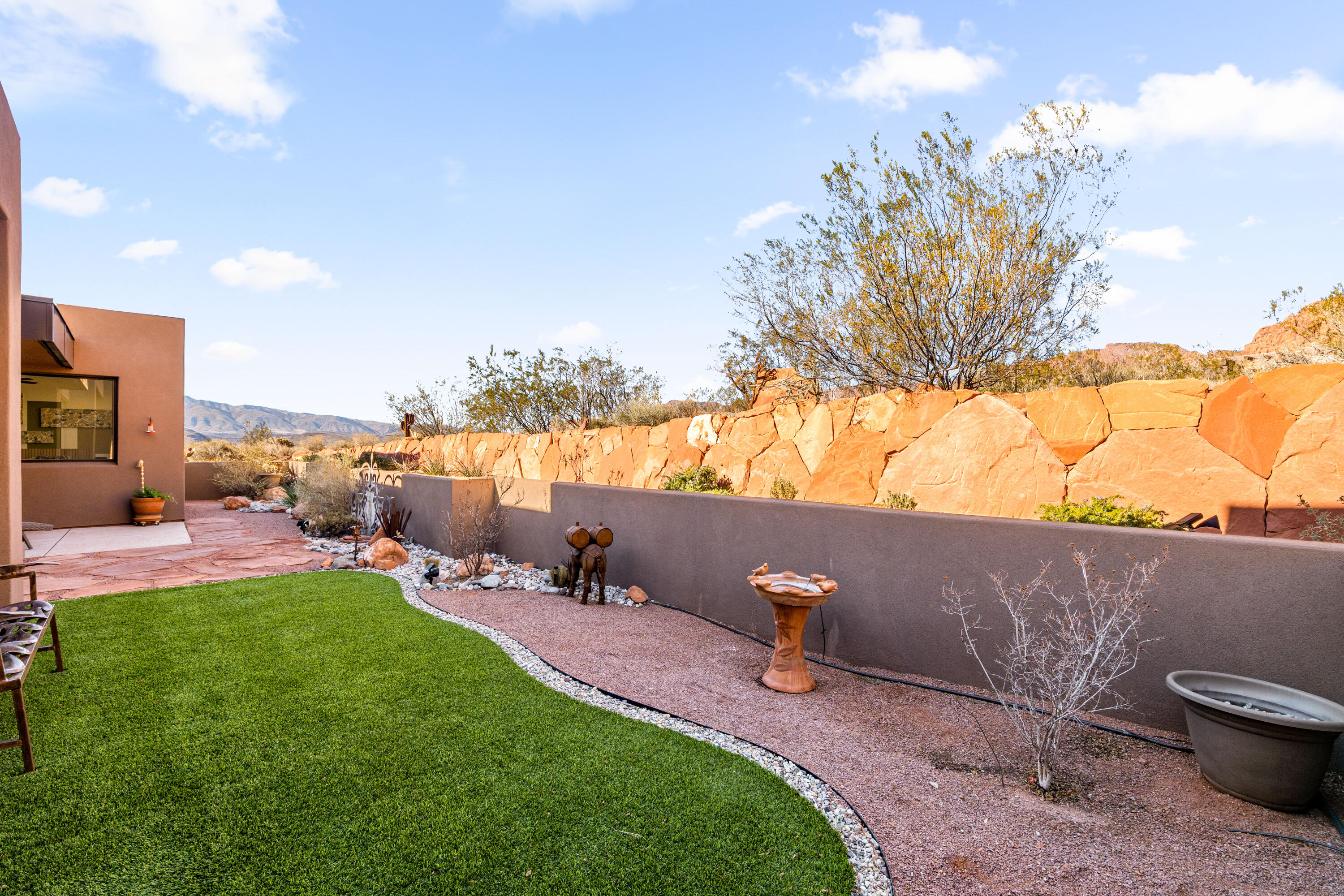 TAVIAWK - Residential