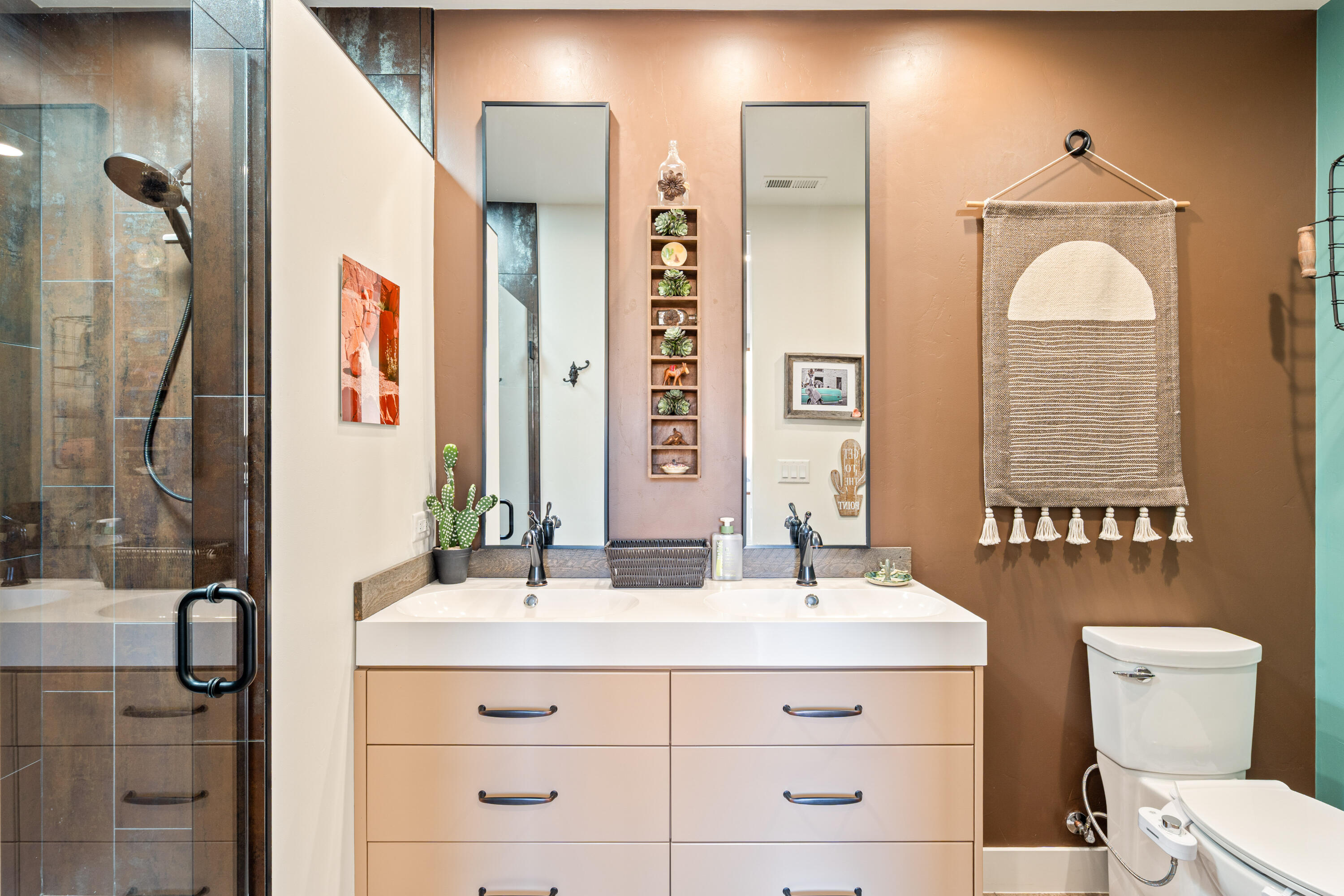 TAVIAWK - Residential