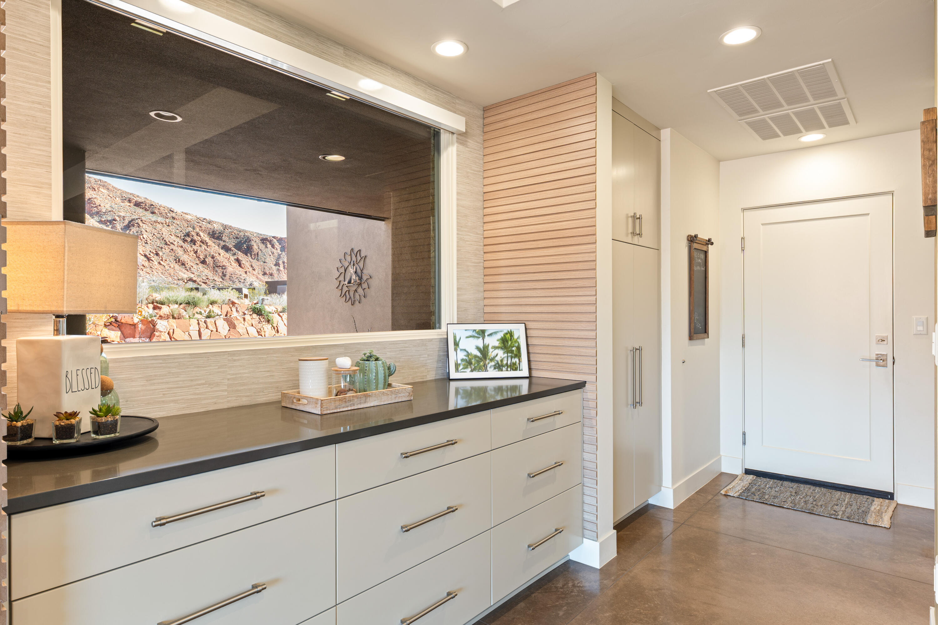 TAVIAWK - Residential