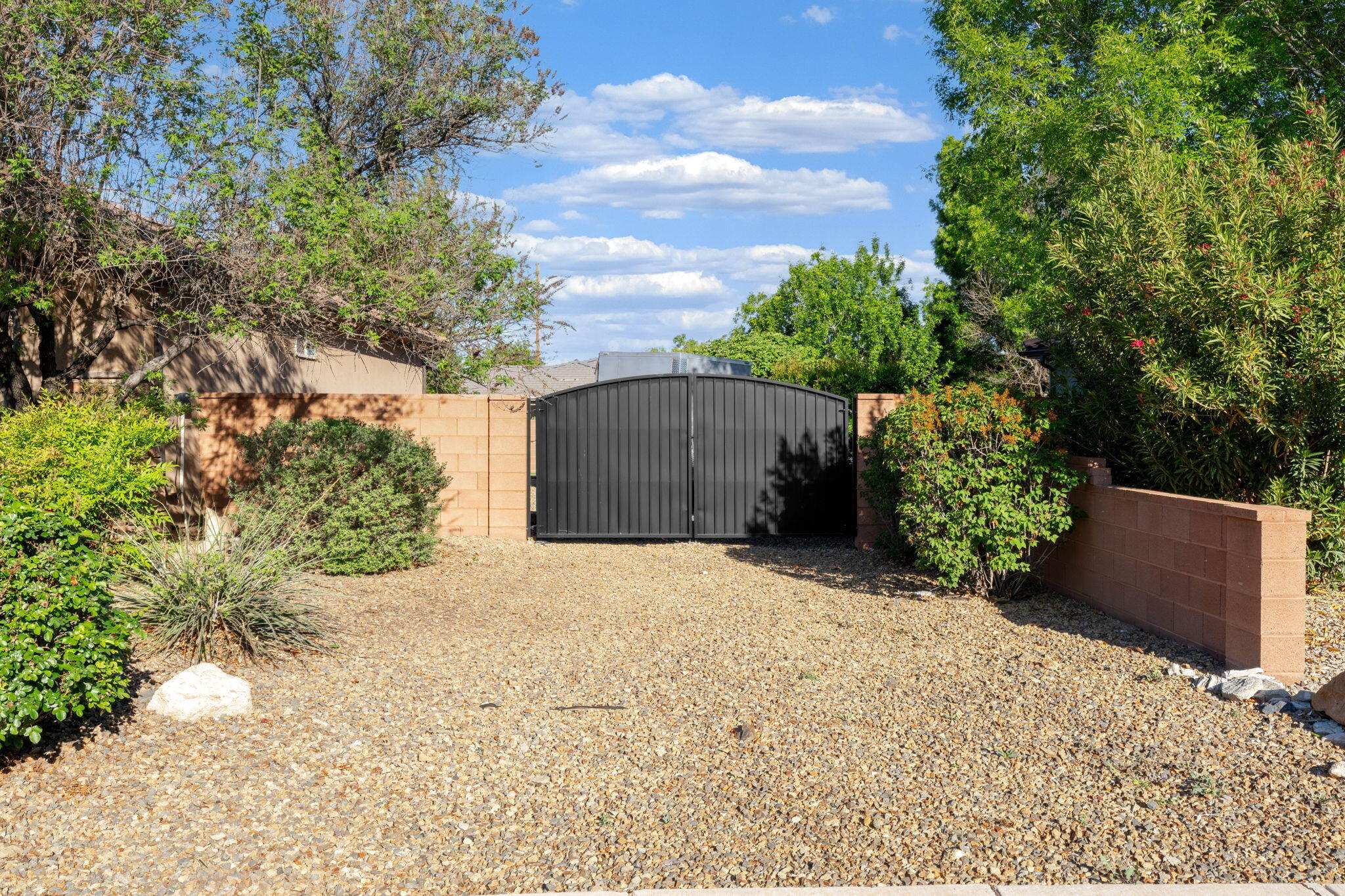 HERITAGE FIELDS - Residential